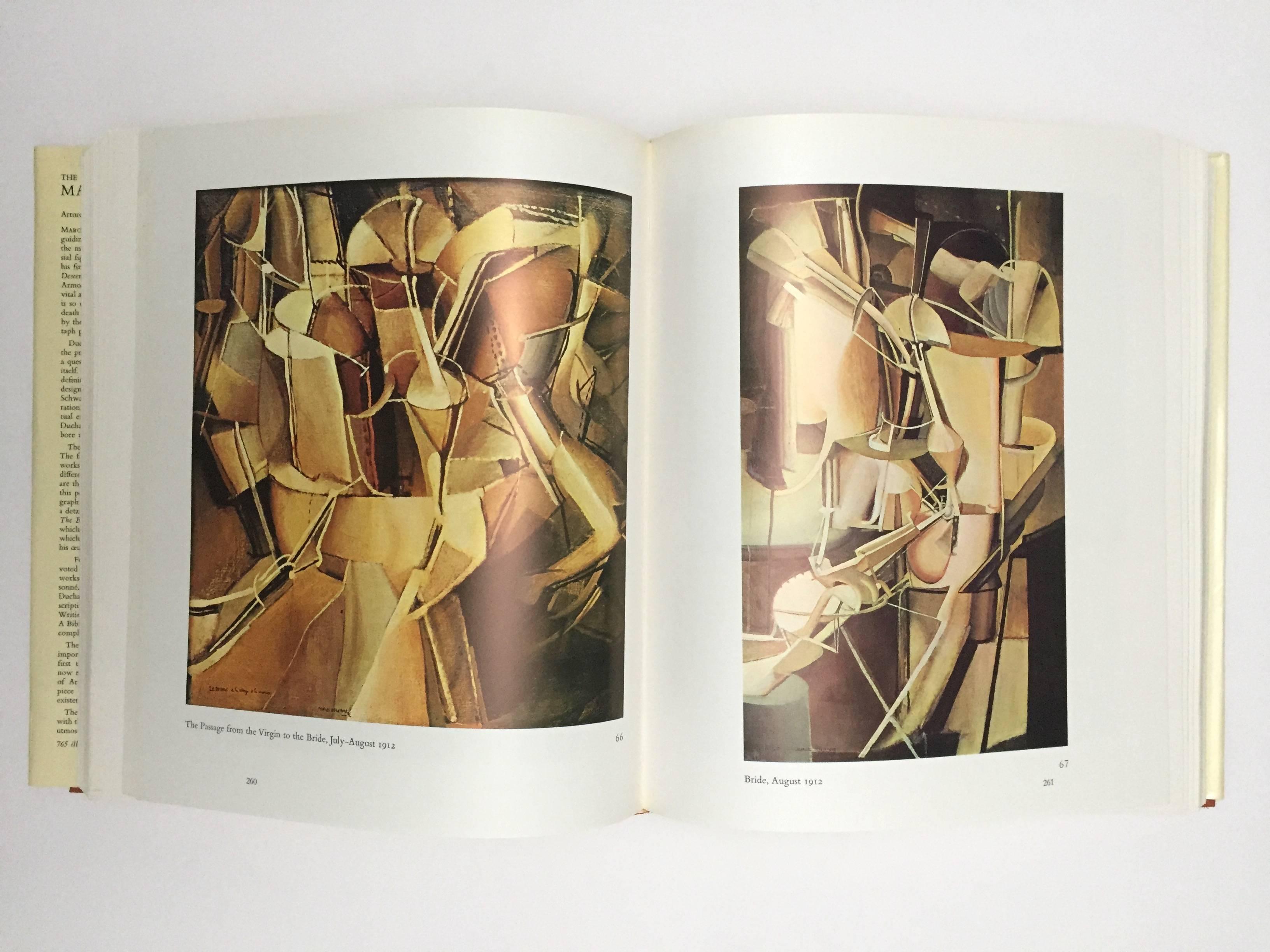 Erste Ausgabe, veröffentlicht von Thames And Hudson, 1969.

Ein unglaublicher Catalogue Raisonné des Werks von Marcel Duchamp. Über 750 Abbildungen und Texte von Arturo Schwarz. Marcel Duchamp, der führende Kopf der Dada-Bewegung, ist eine der
