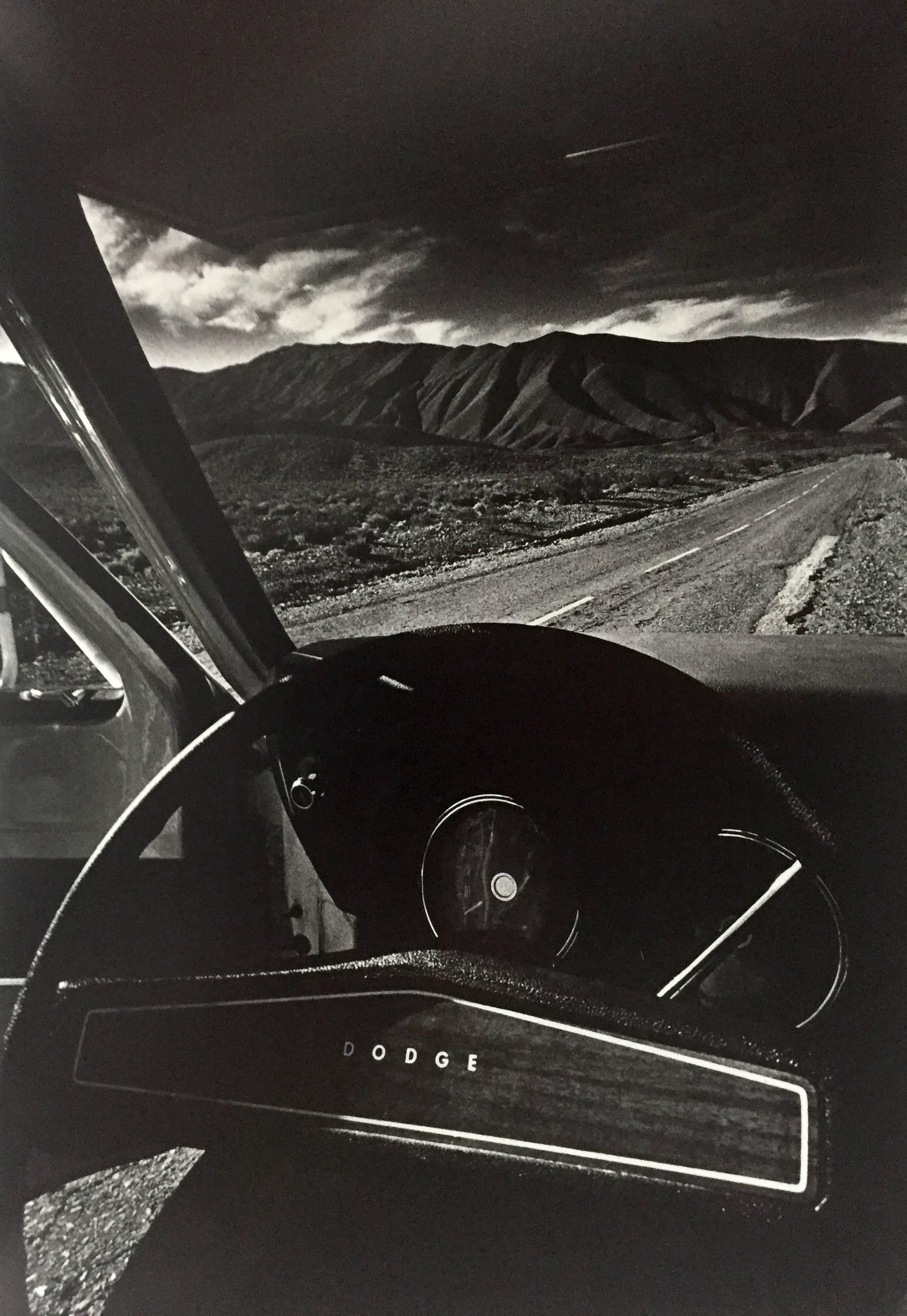 First Edition, published by Evergreen Press / Taschen, Germany, 1996.

In this unique and substantial monograph, Jeanloup Sieff retraces in word and image the course of forty years of photographs, encounters and memories. Divided into four chapters,