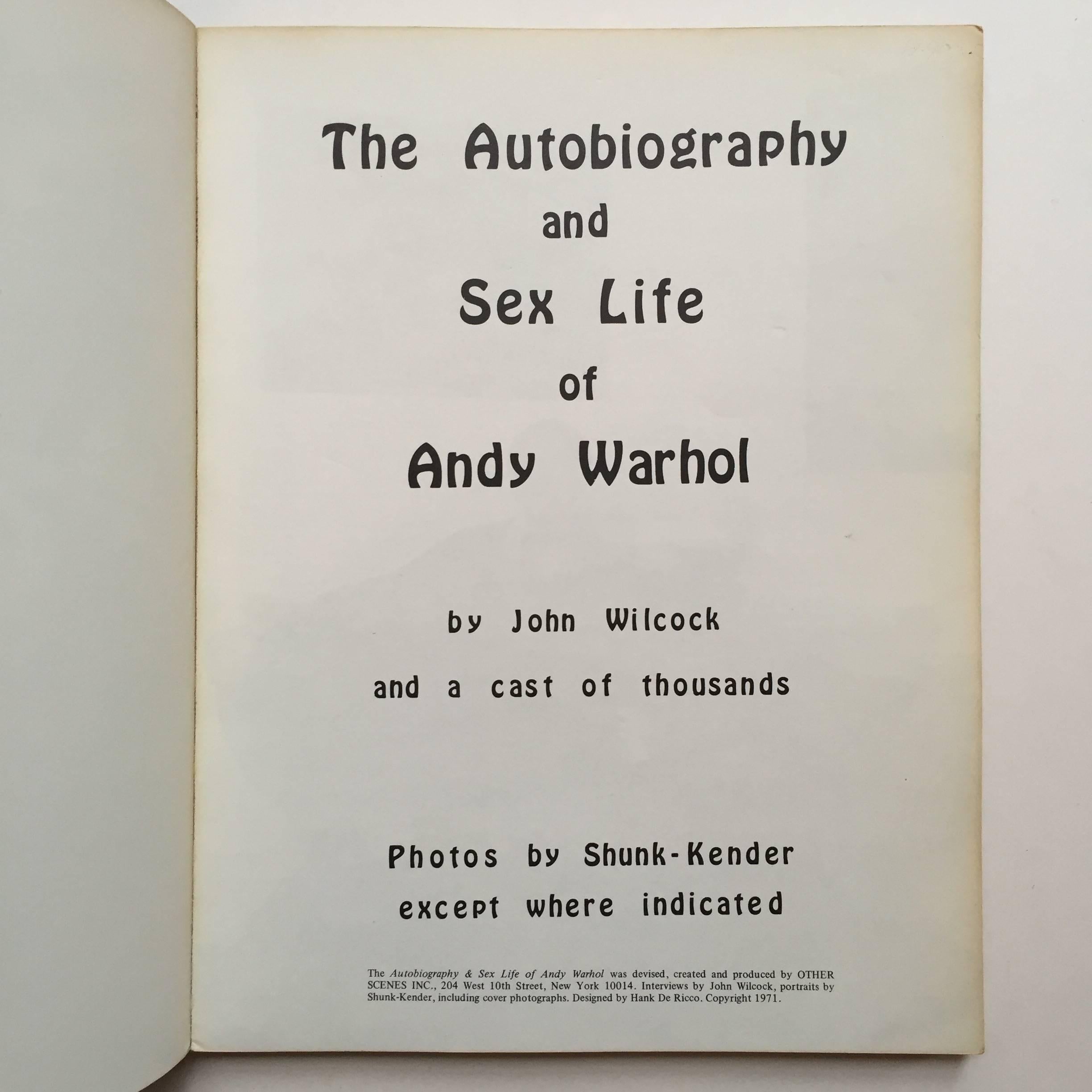 Première édition, publiée par Other Scenes Inc, 1971

Après avoir passé six mois à la Factory, l'écrivain britannique John Wilcock s'est entretenu avec de nombreux personnages clés de la vie de Warhol, dont Naomi Levine, Ultra Violet, Sam Green,
