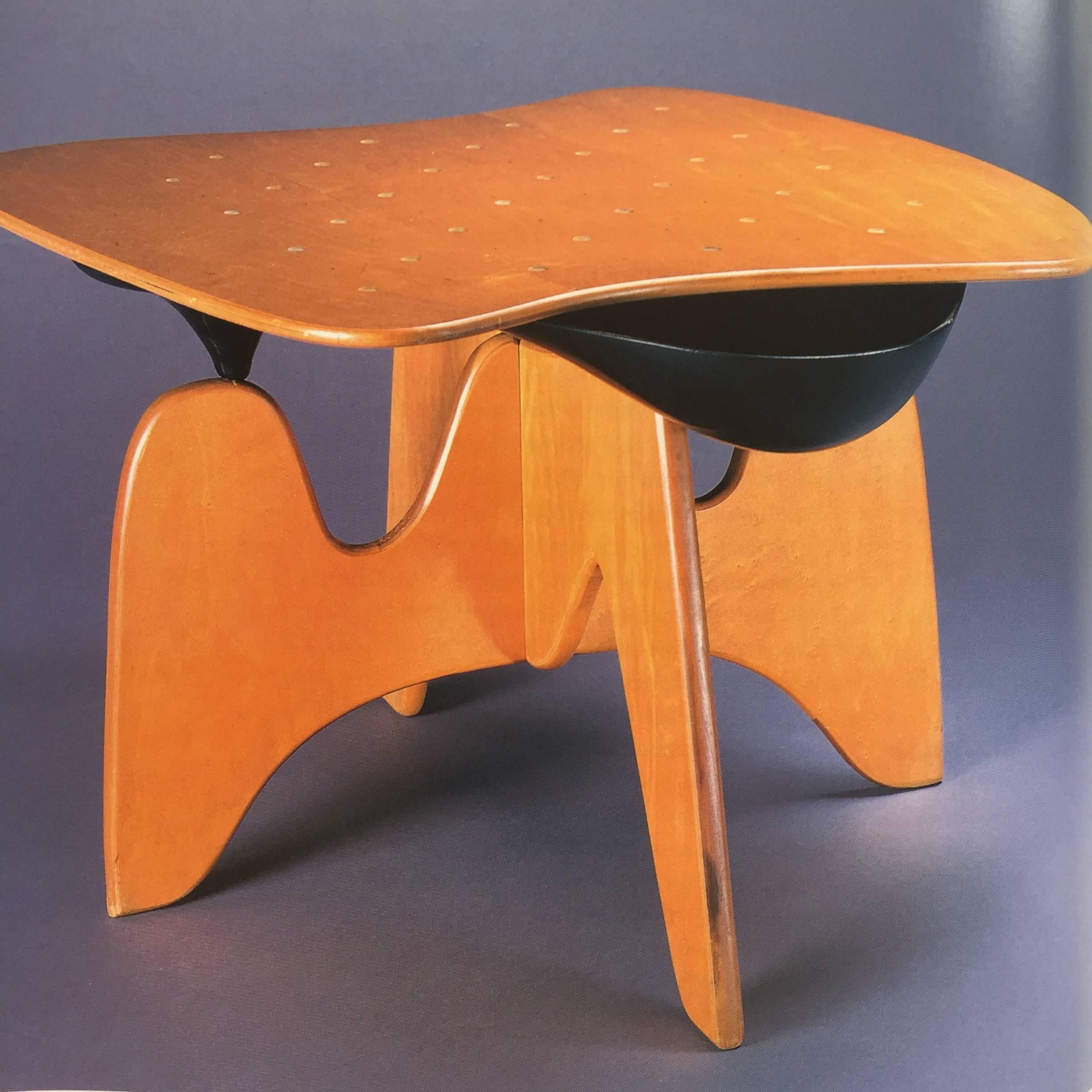 Vital Forms: American Art and Design in the Atomic Age, 1940-1960 - 1st, 2001 In Good Condition In London, GB