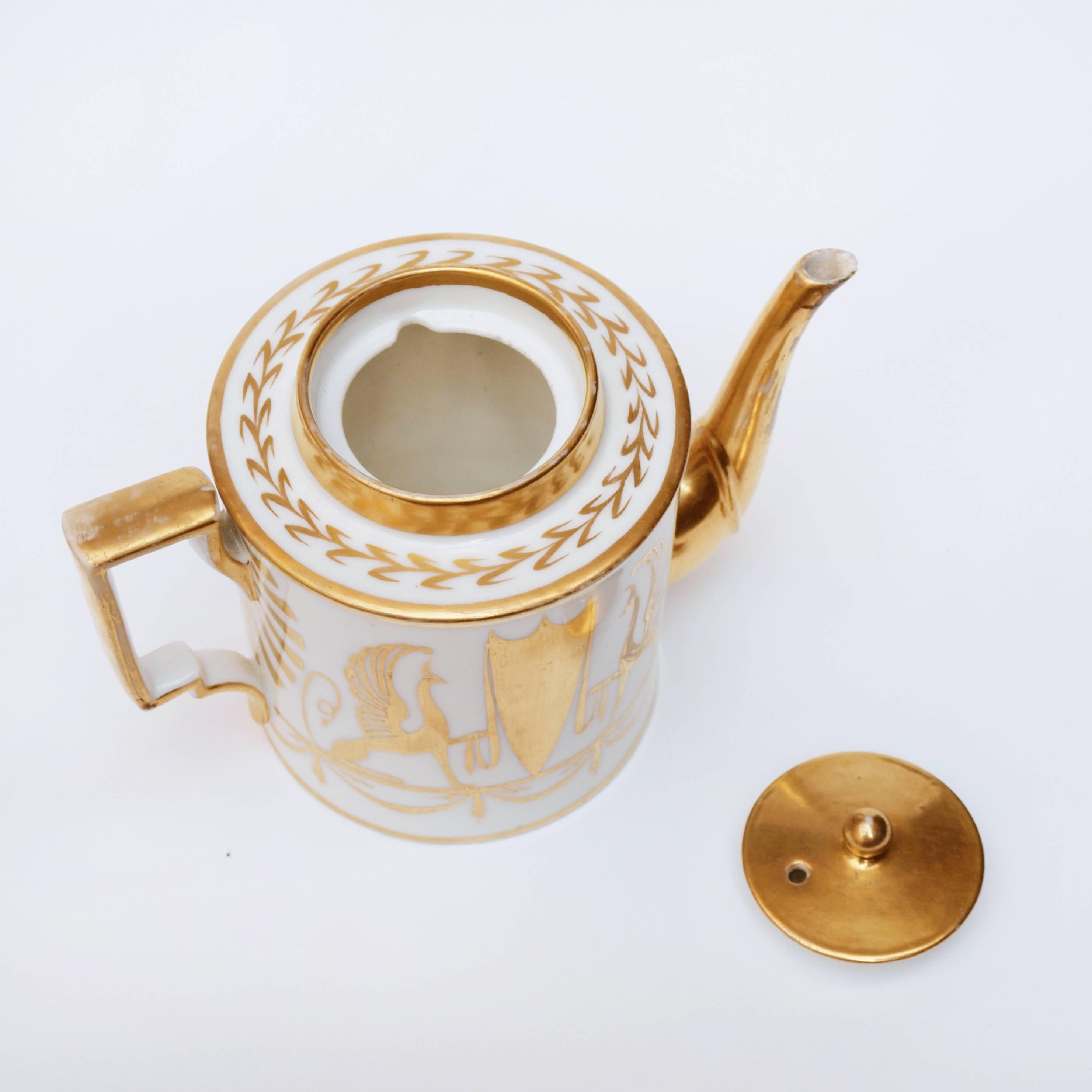 Early 19th Century Paris White Porcelain Teapot 2