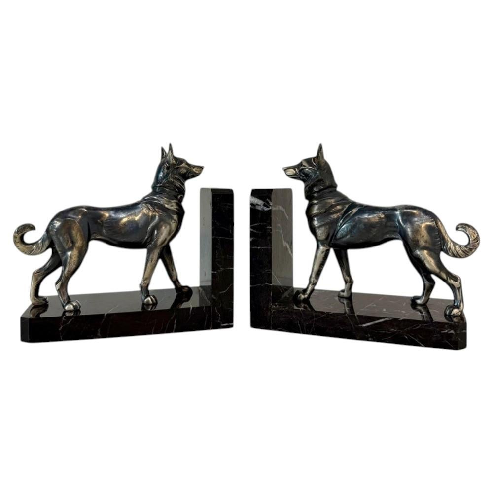 French Art Deco Bookends with Wolf Dogs in Silver Patinated Metal, 1930s For Sale