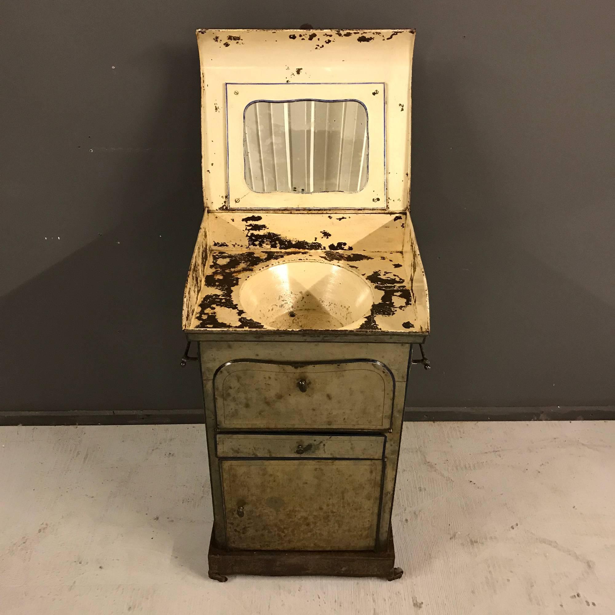 19th Century Metal Boat Wash Stand For Sale 1