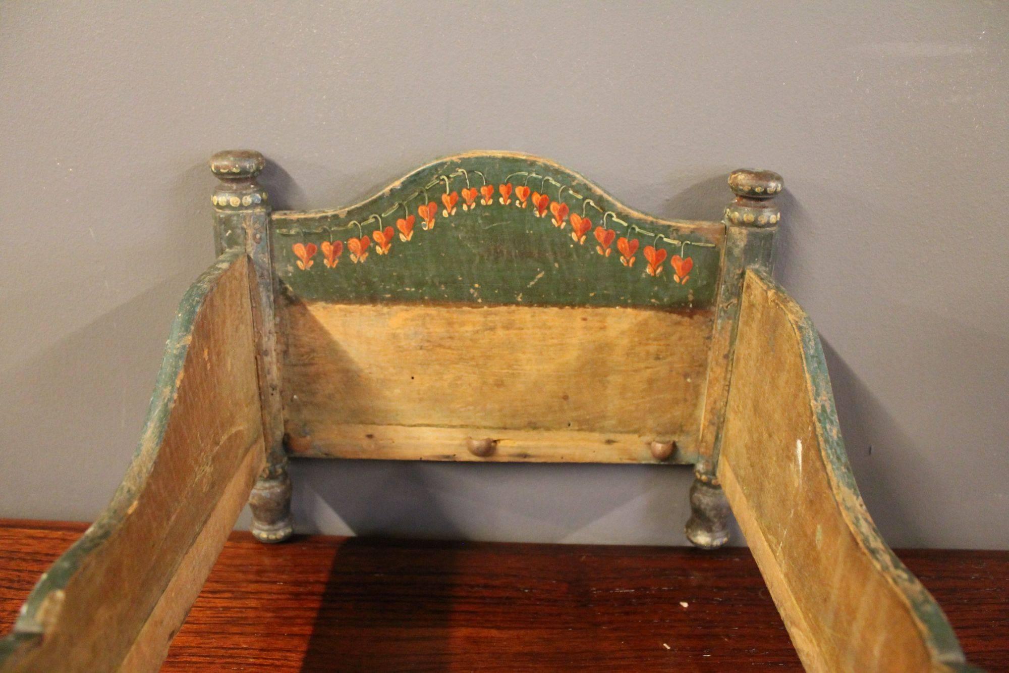Antique Hand-Painted Miniature Bed, Germany, 1860s For Sale 1
