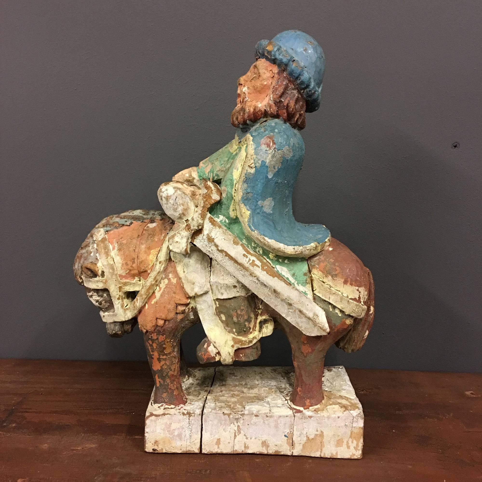 Early 19th Century Oak Carved Knight Figure, French Folk Art In Good Condition For Sale In Ulft, Gelderland
