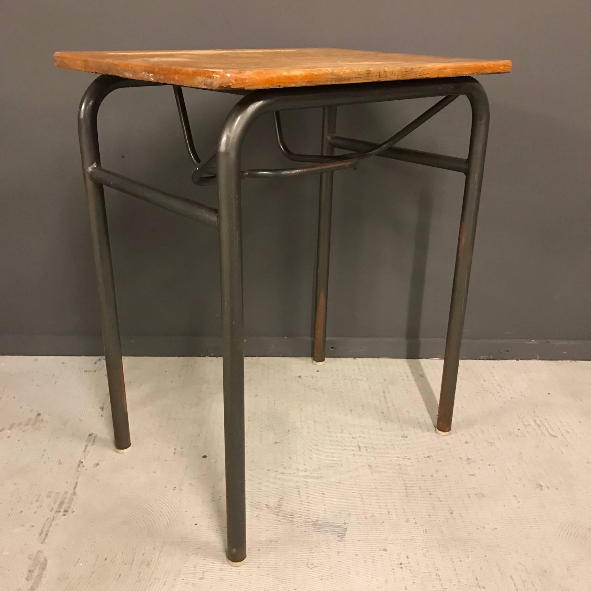 Vintage French Single School Table In Good Condition For Sale In Ulft, Gelderland