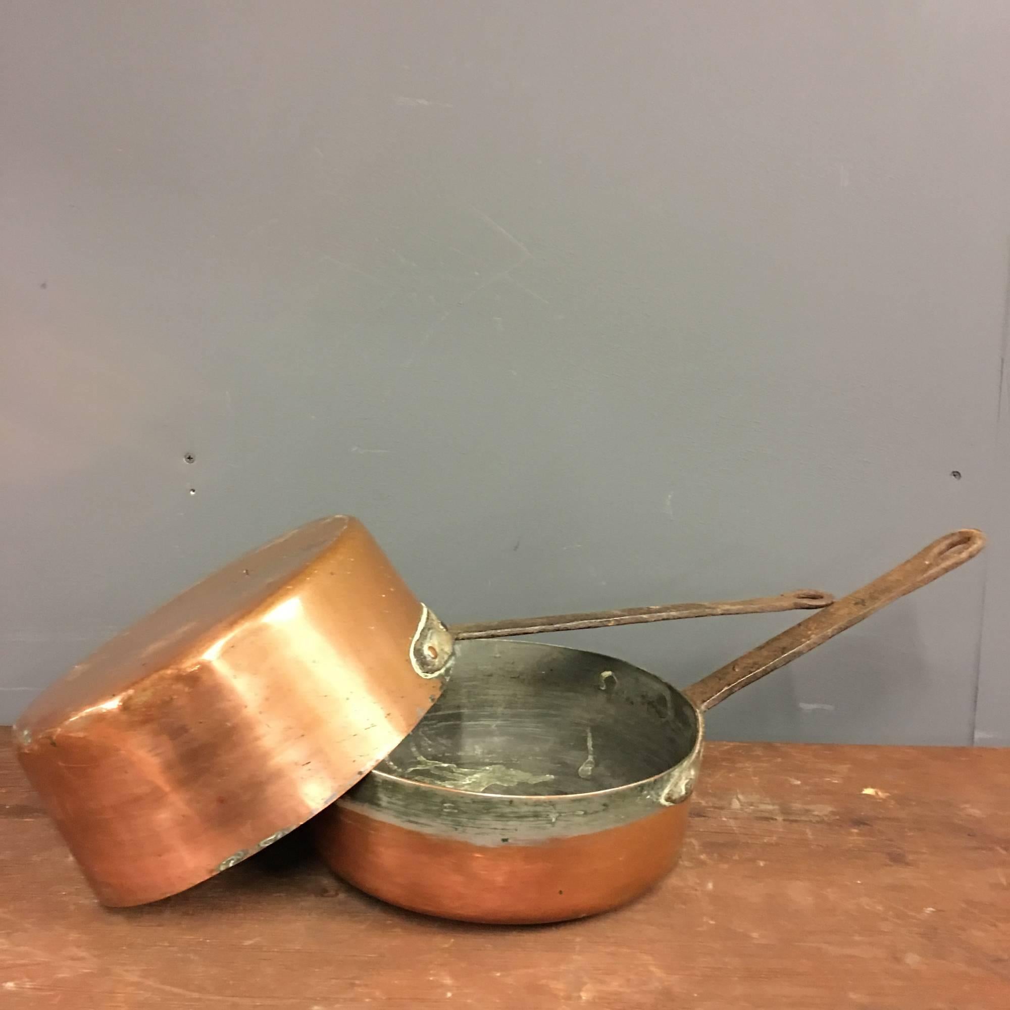 Antique Copper Pans Set of Two 1