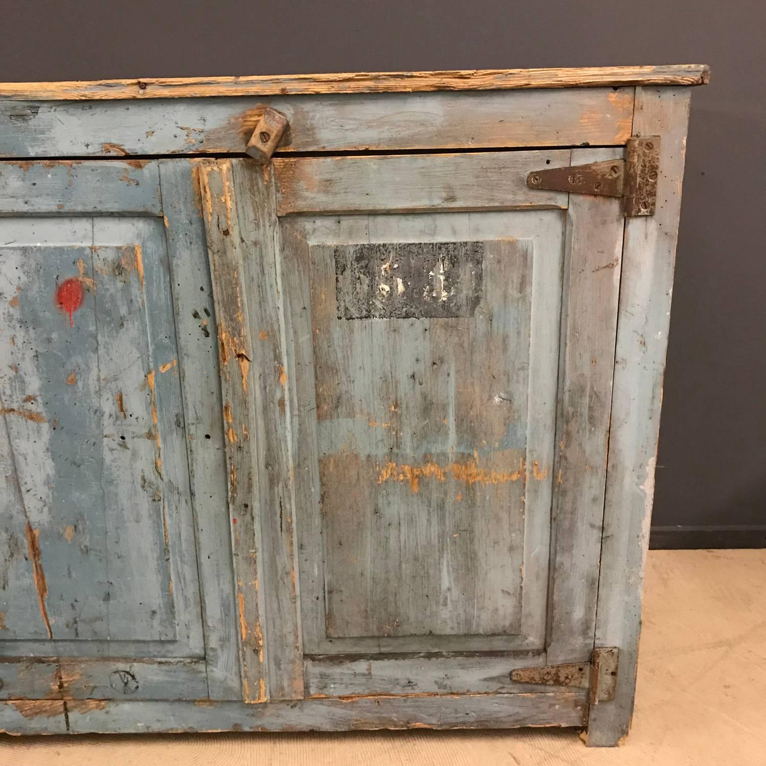 Industrial Workshop Cabinet with Great Patina For Sale 2