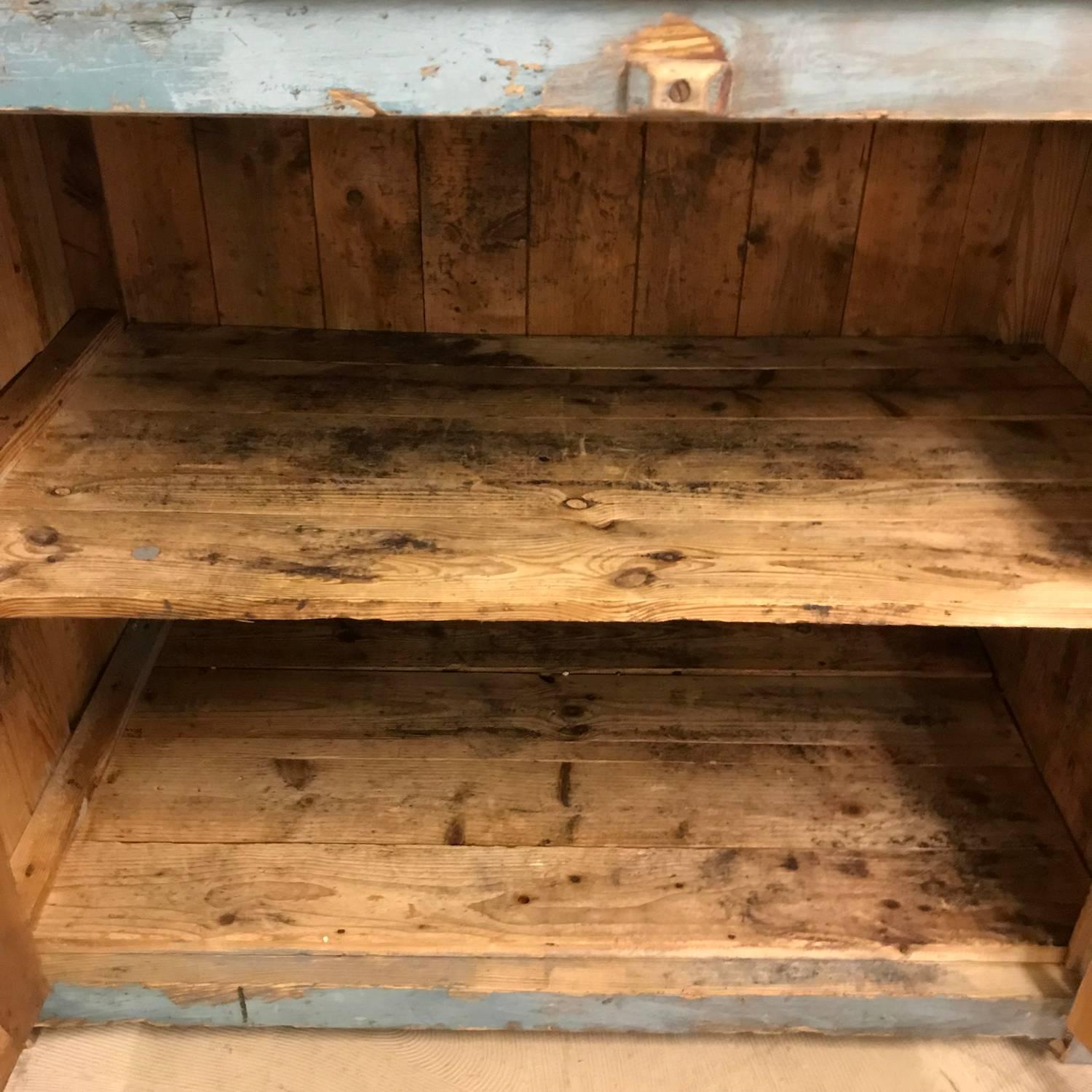 Industrial Workshop Cabinet with Great Patina For Sale 4