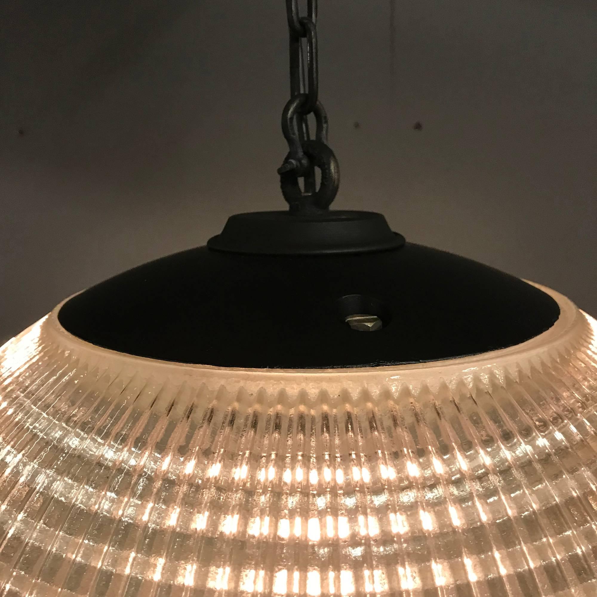 Holophane Boule Pendant Light In Good Condition For Sale In Ulft, Gelderland