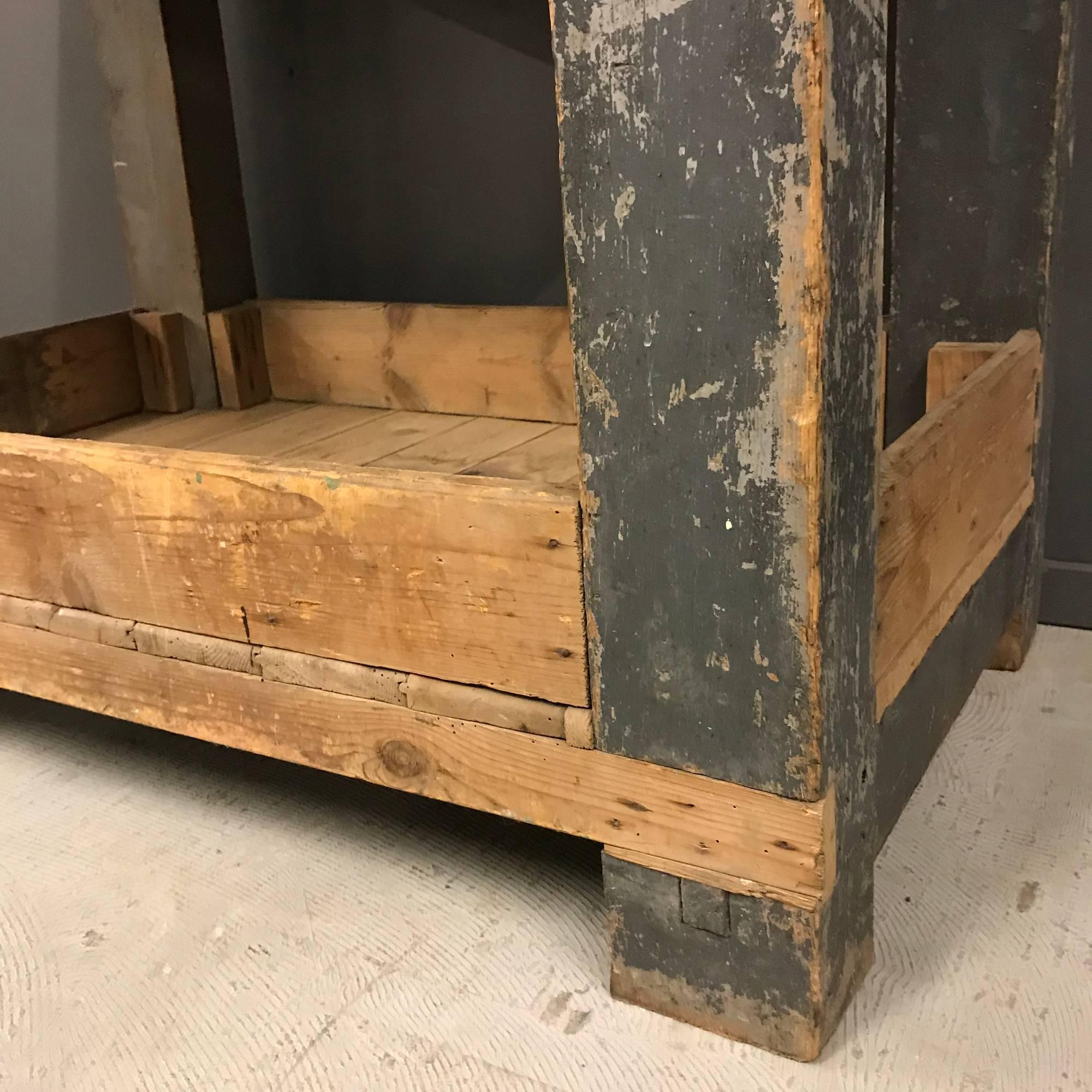 Small work bench with solid oak top and one drawer. Has been cleaned and treated against termites and woodworm.
France, early 20th century
Size of this small workbench with oak top
115 x 58 x 84 cm.