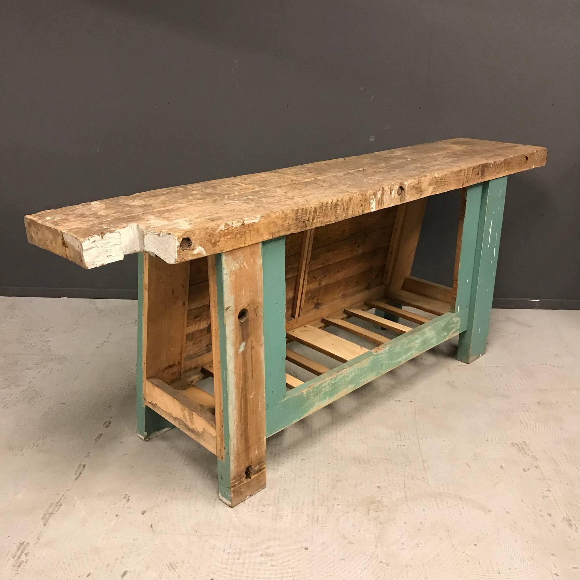 French wooden carpenters workbench. Has been cleaned and treated against termites and woodworm.
France, early 20th century
Size of this French Blue carpenters workbench
201 x 52 x 85 cm.
   