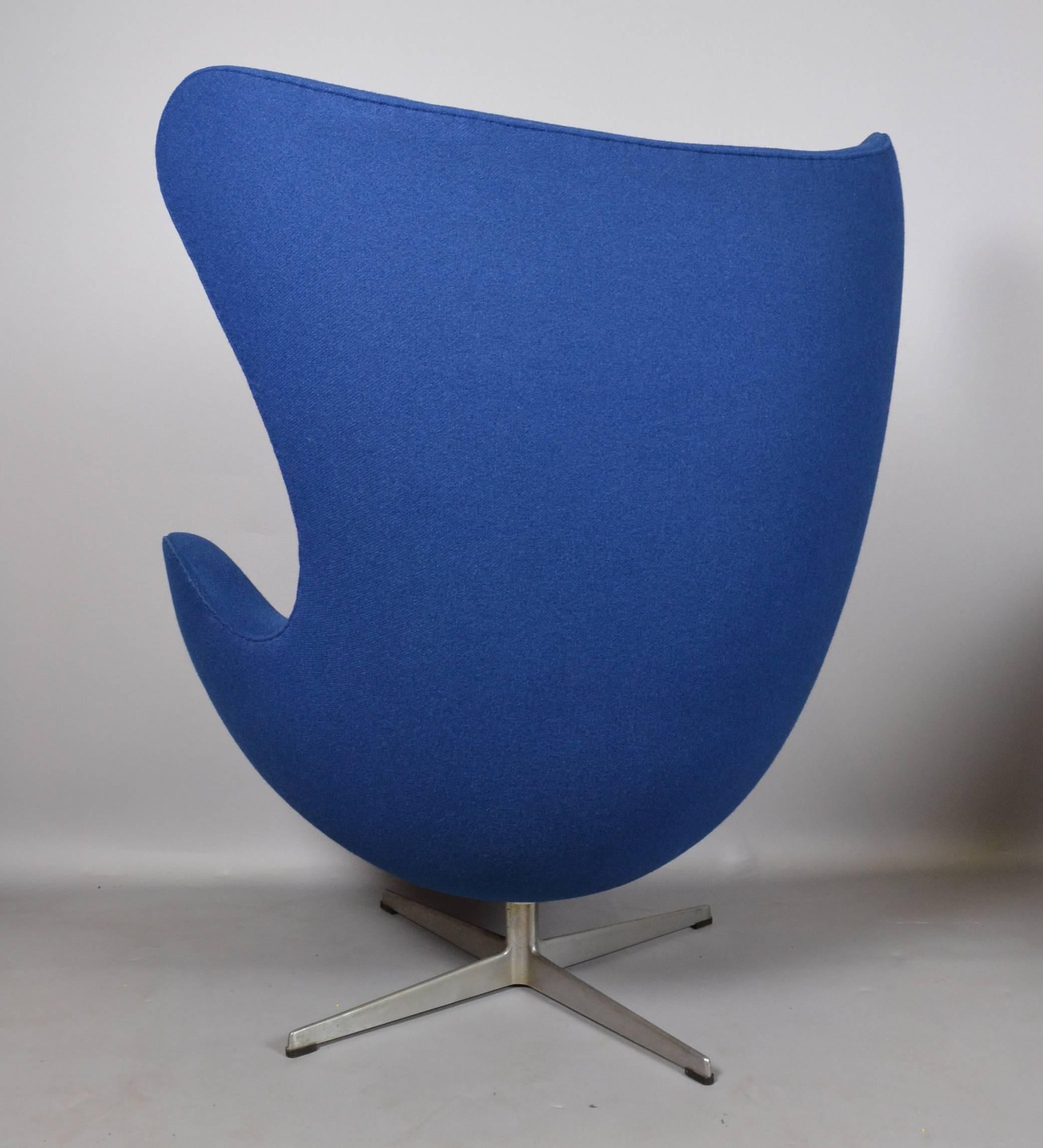 Scandinavian Modern Arne Jacobsen Egg Chair, 1970s For Sale