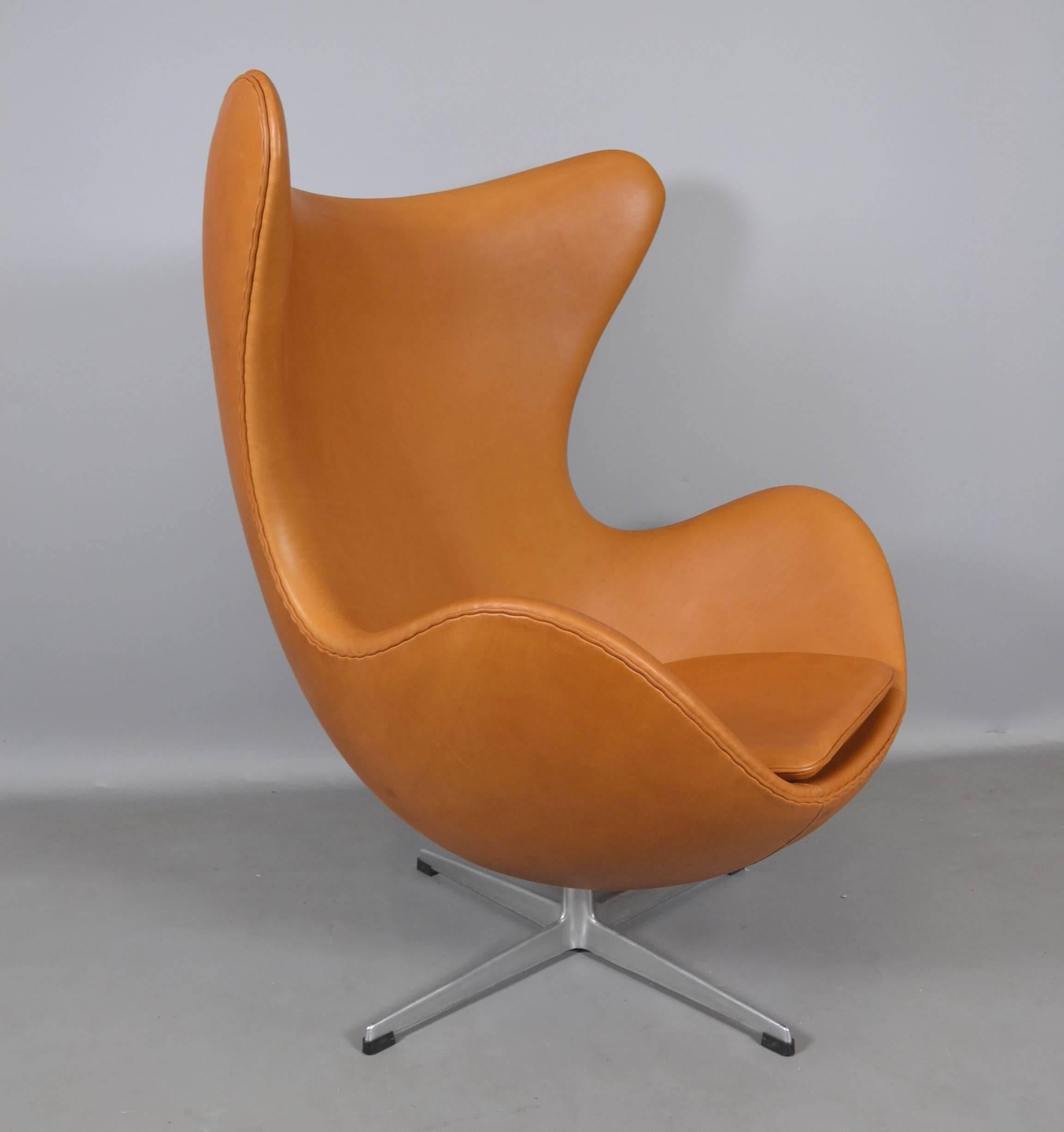 Late 20th Century Arne Jacobsen Egg Chair by Fritz Hansen, circa 1970 For Sale