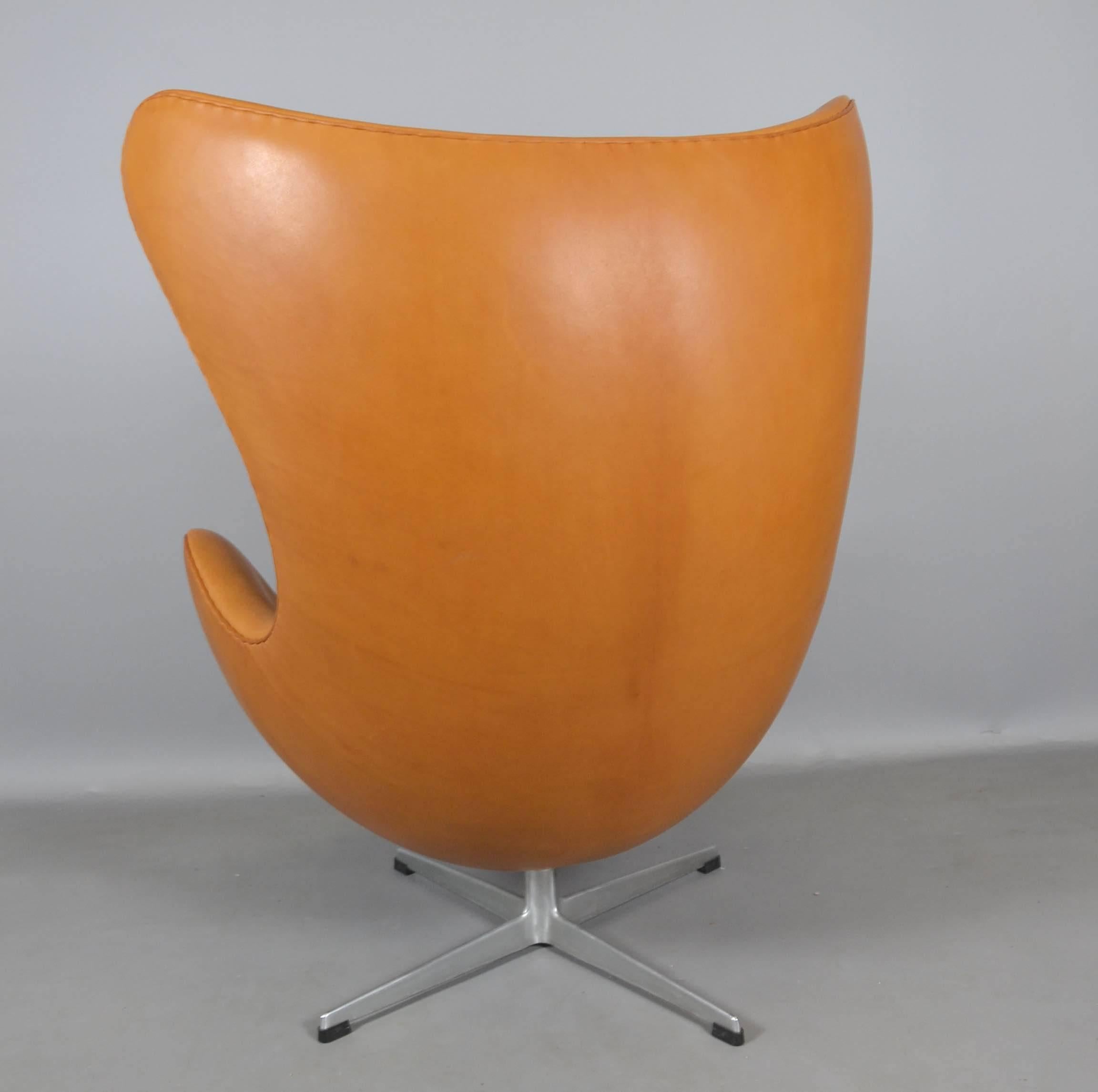 Arne Jacobsen Egg Chair by Fritz Hansen, circa 1970 In Excellent Condition For Sale In Hamburg, DE