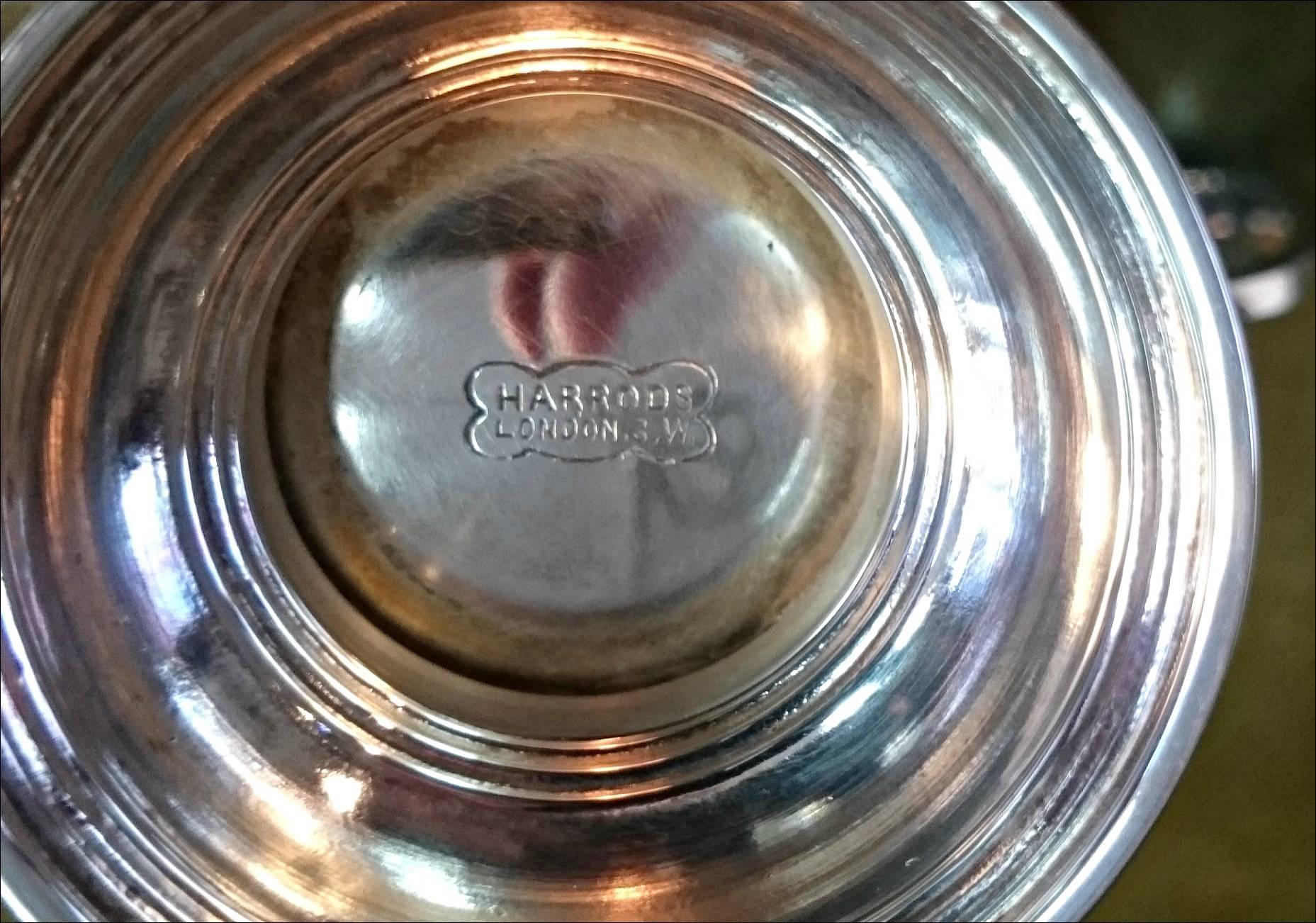 Sterling Silver Trophy, Made by Harrods, London, circa 1932 In Good Condition For Sale In Hove, GB
