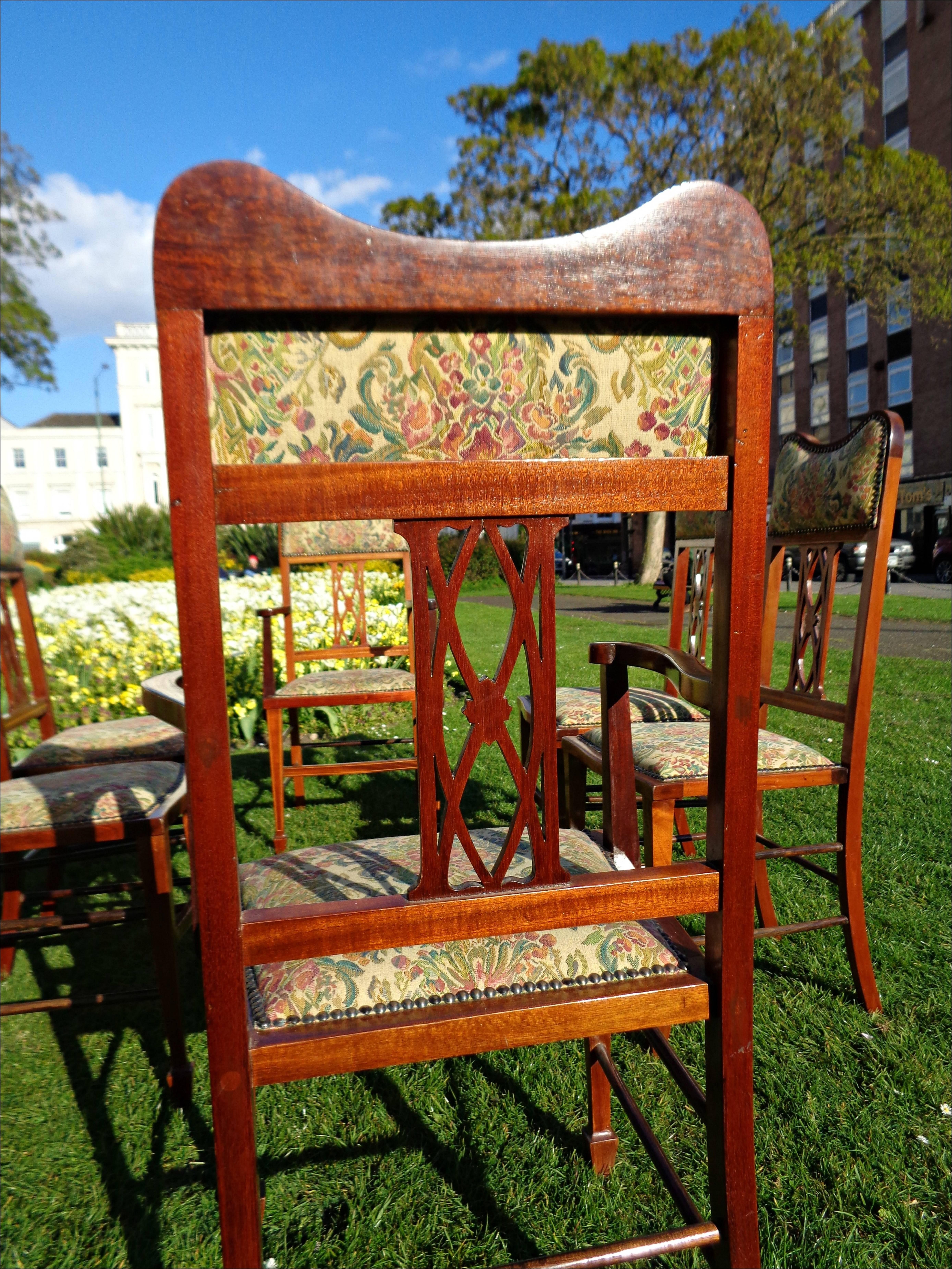 Beautiful Set of Six Edwardian Dining Chairs For Sale 2