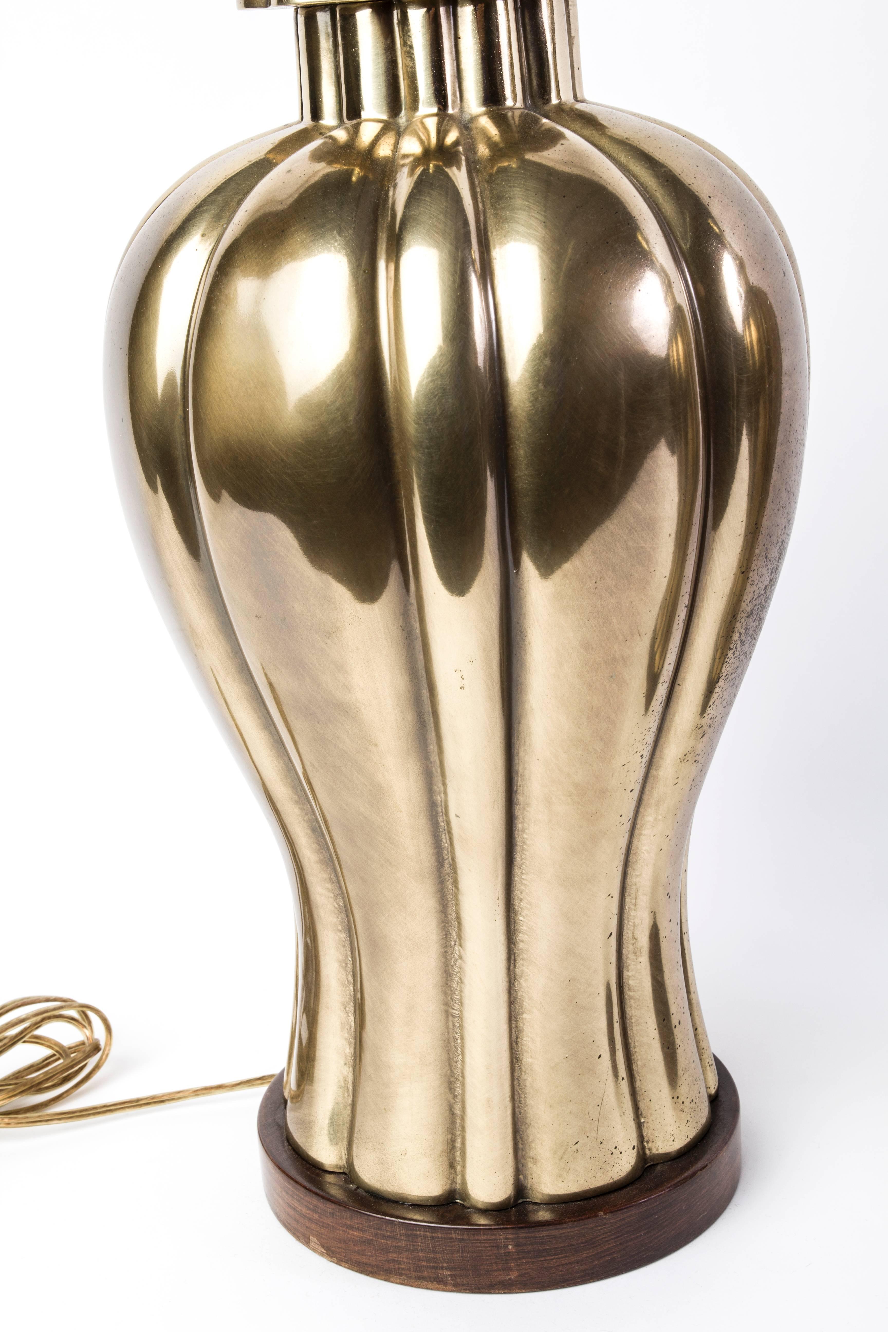 Ein Paar Frederick Cooper-Messingglas-Lampen aus den 1970er Jahren, Paar (amerikanisch) im Angebot