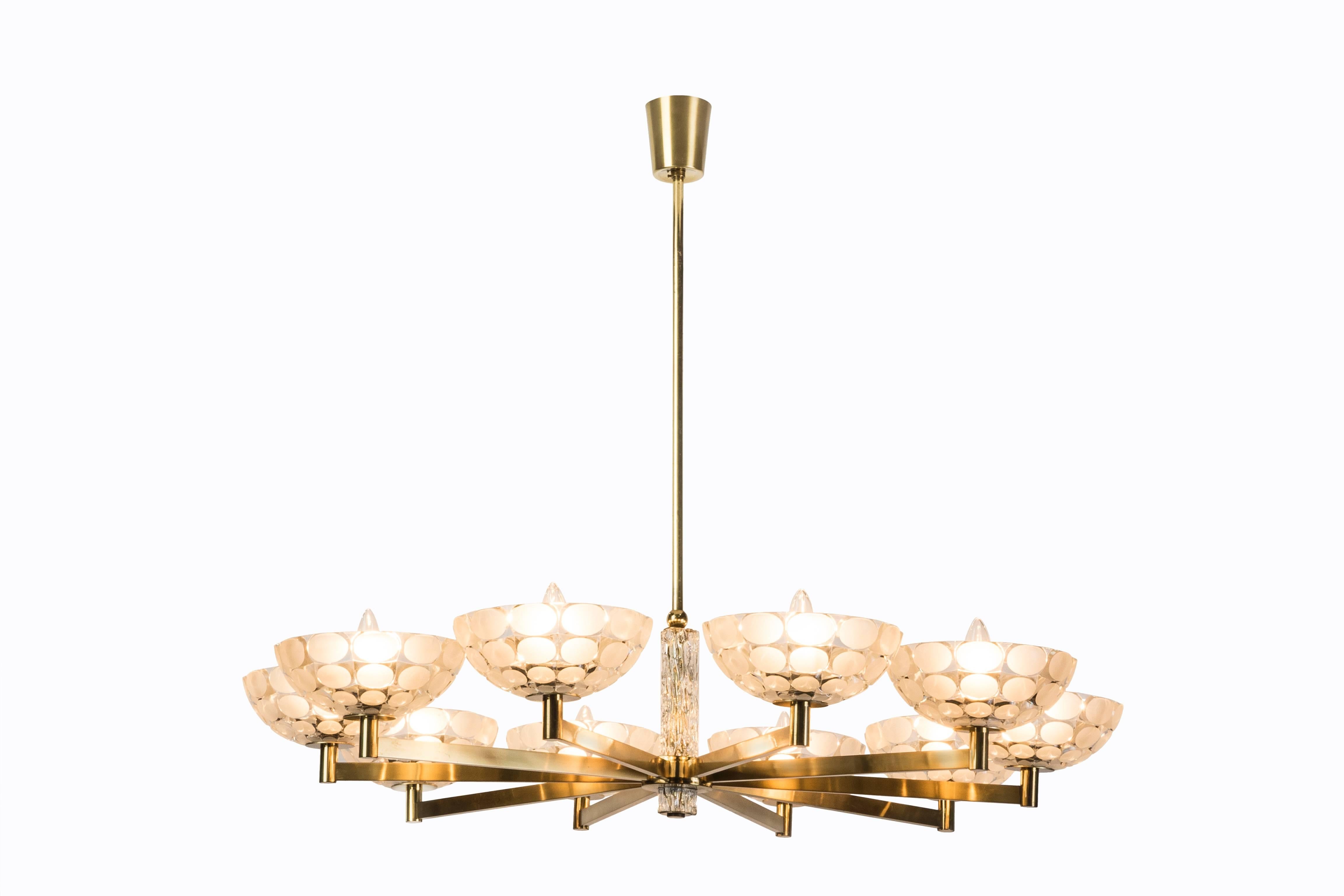 Gorgeous Austrian Mid-Century Modern Chandelier by Kalmar In Good Condition In Kingston, NY