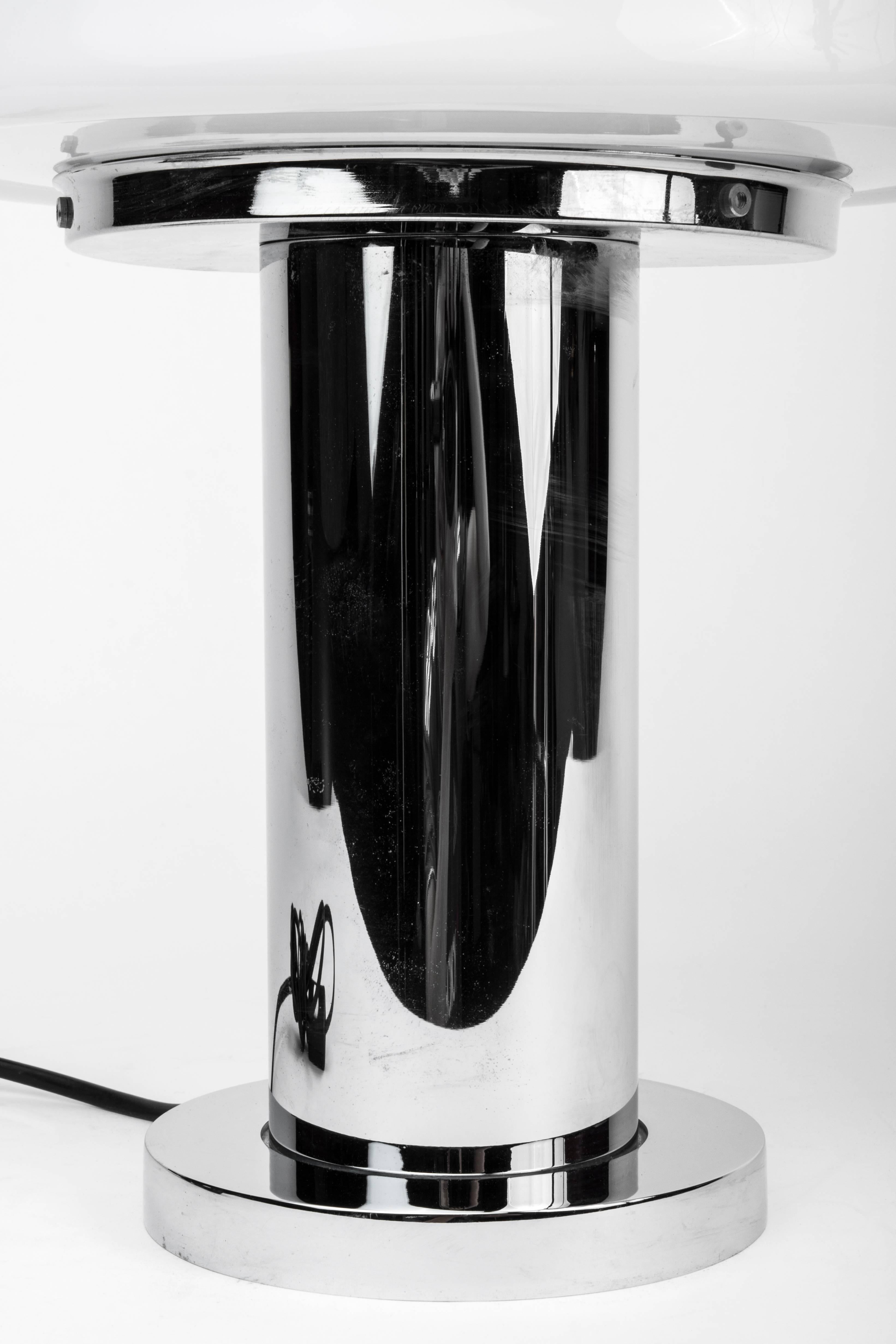 Italian Pop Art Lamp Chrome, 1960s Martinelli Luce Era Mid-Century Modern In Good Condition For Sale In Kingston, NY