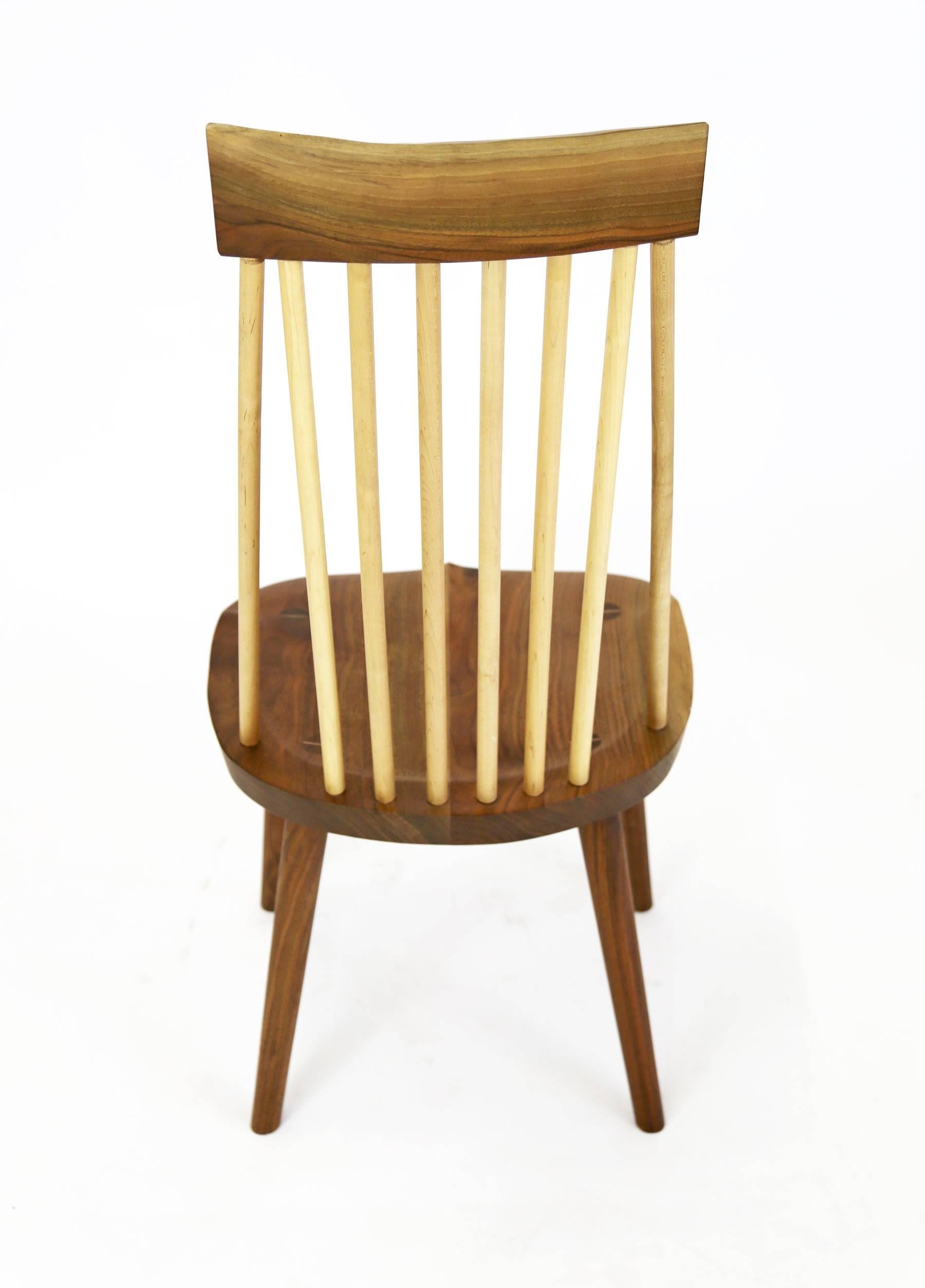Shaker Style High Back Hardwood Chair in Walnut and Maple by Amish Woodworker (amerikanisch) im Angebot