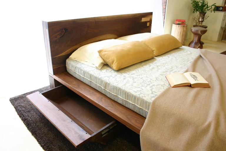 Shimna Liffey Platform Bed with Hidden Storage Drawers, QueenSize For Sale at 1stdibs