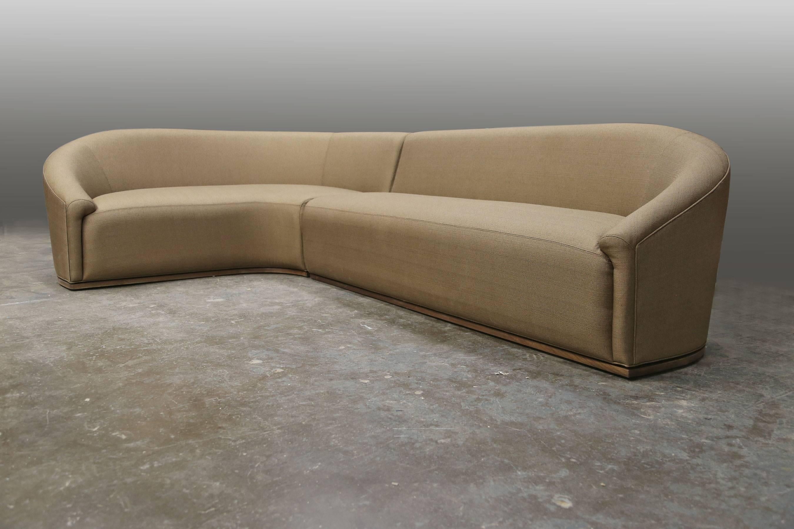 Post-Modern Sentient Baashe Curved Sectional Sofa For Sale
