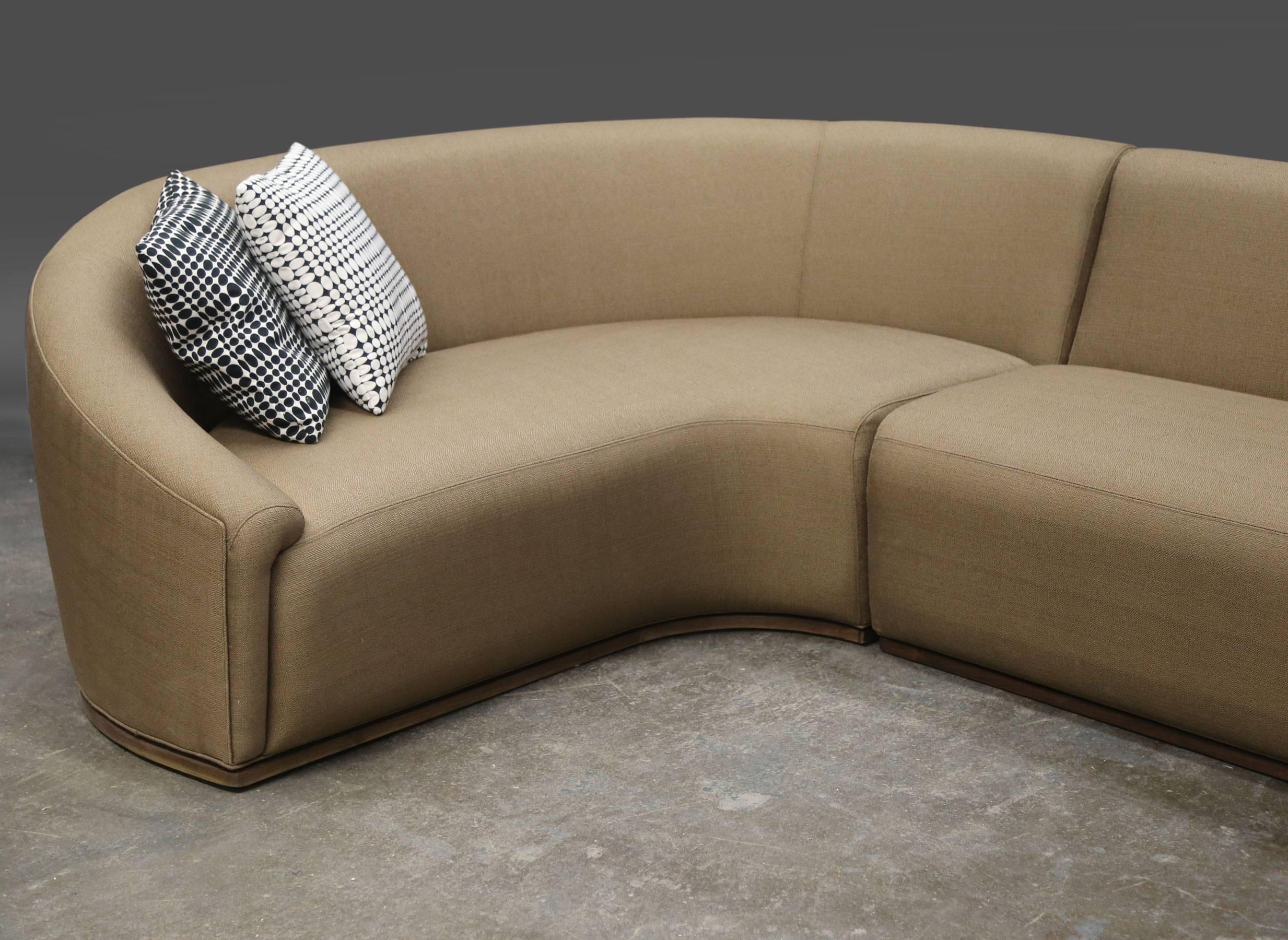 Contemporary Sentient Baashe Curved Sectional Sofa For Sale