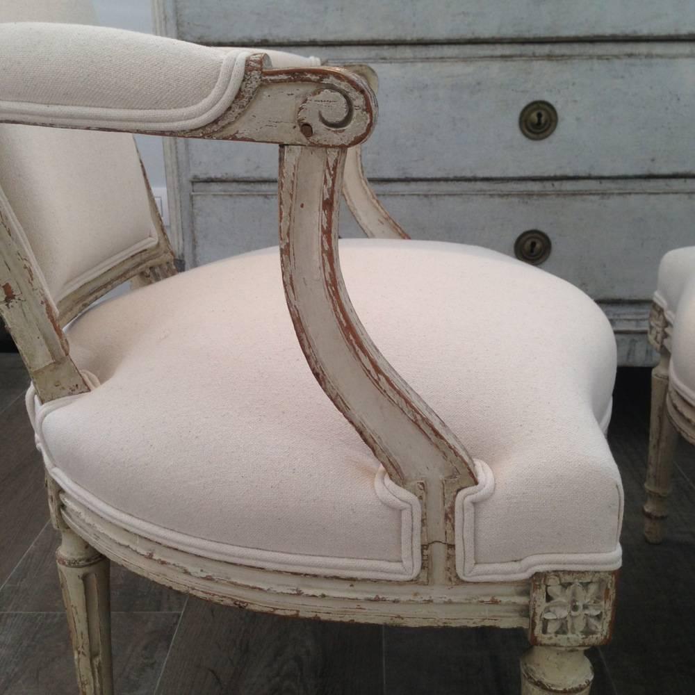 Pair of Louis XVI Armchairs In Good Condition In Madrid, ES