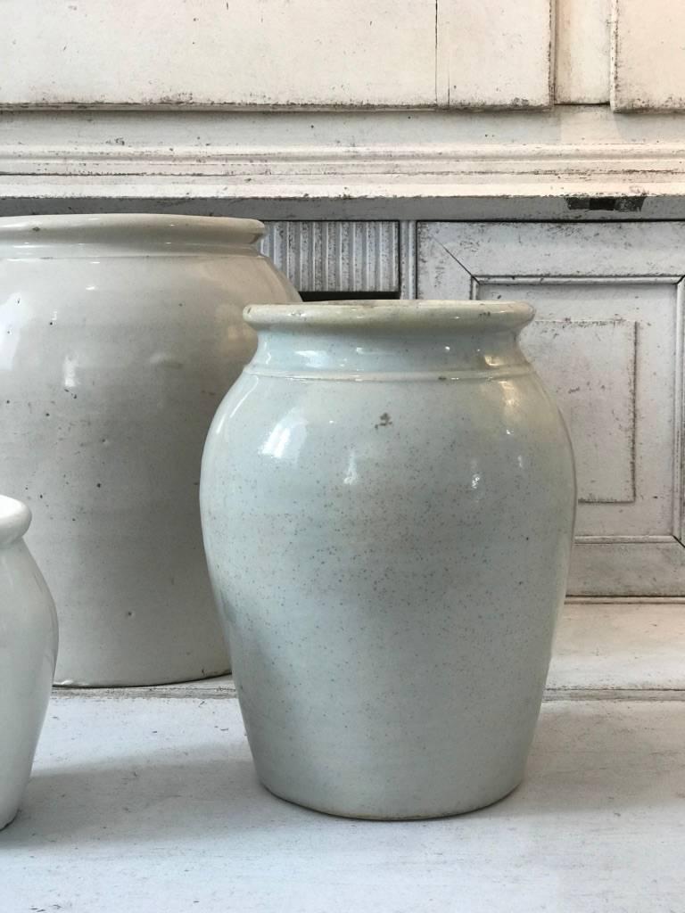 Set of three antique Spanish glazed pots in very good condition, from the 19th Century. Very decorative.

Dimensions: 
26 cm H x 23 cm D
22 cm H x 16 cm D
14 cm H x 12 cm D

.