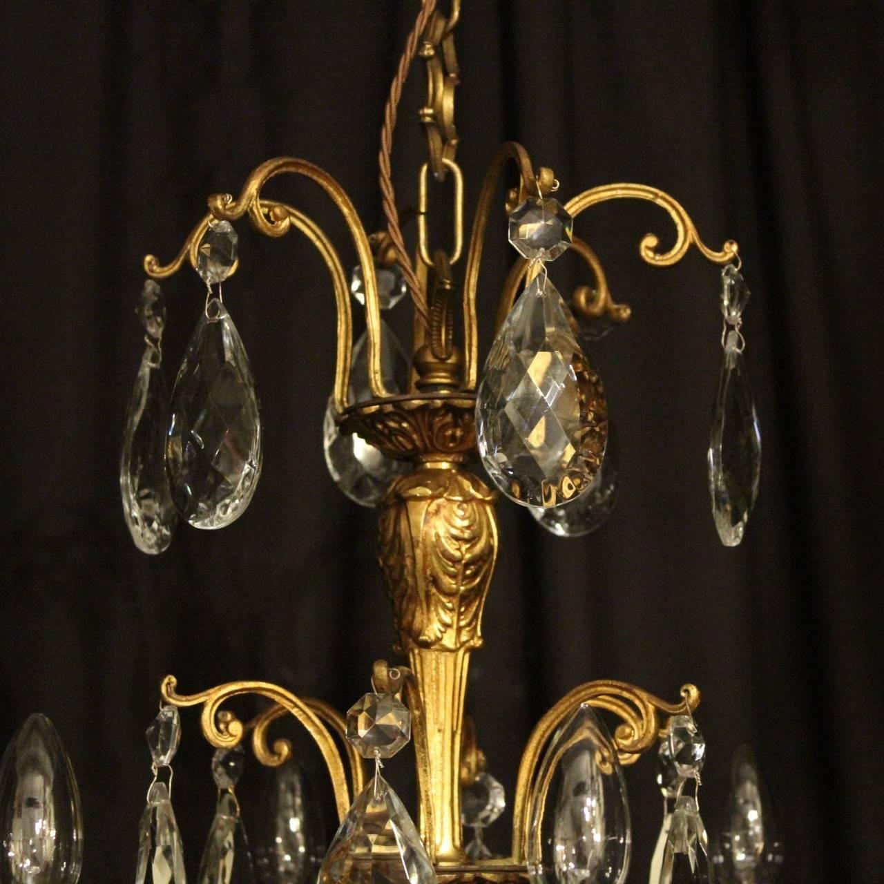 20th Century Italian Gilded Eighteen-Light Antique Chandelier