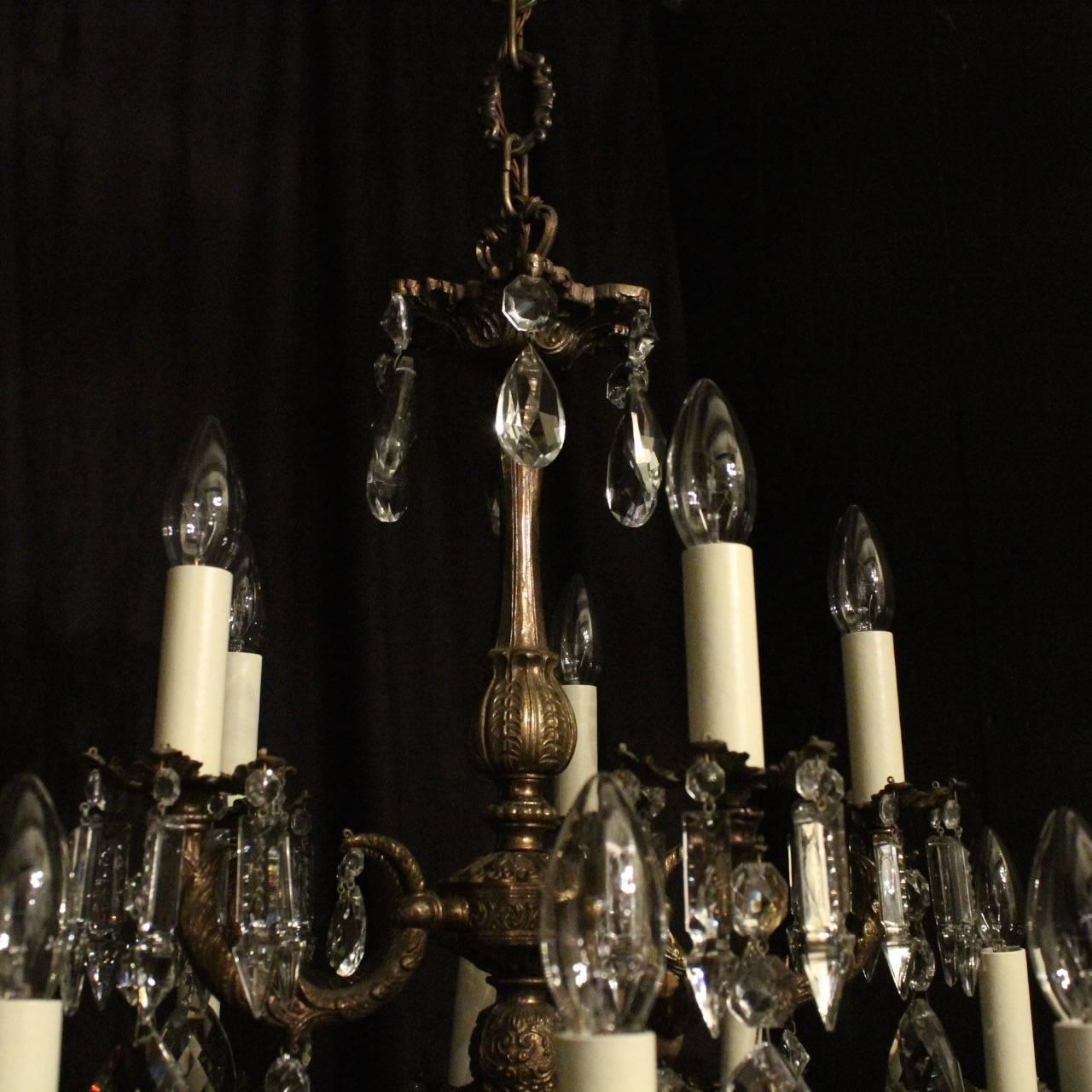 Italian Pair of Gilded Fifteen-Light Antique Chandeliers 1