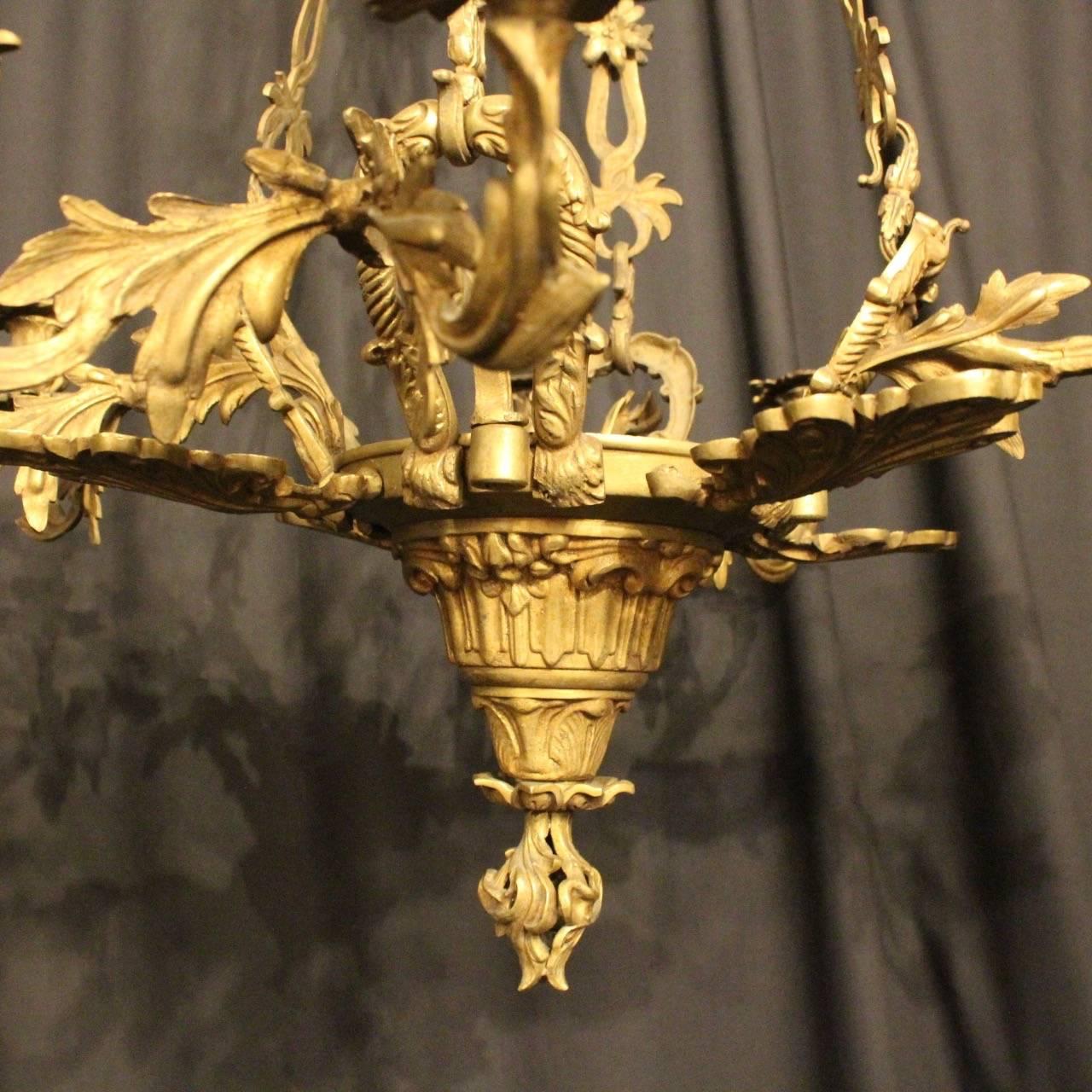 19th Century French Gilded Bronze Eight-Light Candle Chandelier