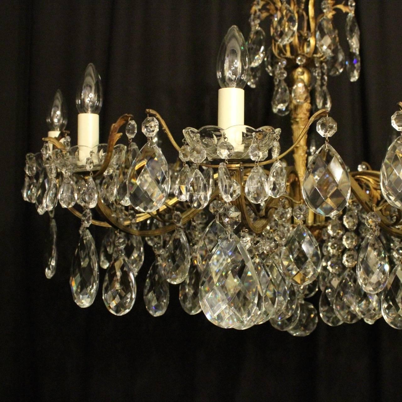 Baroque Italian Gilded Twelve-Light Antique Chandelier