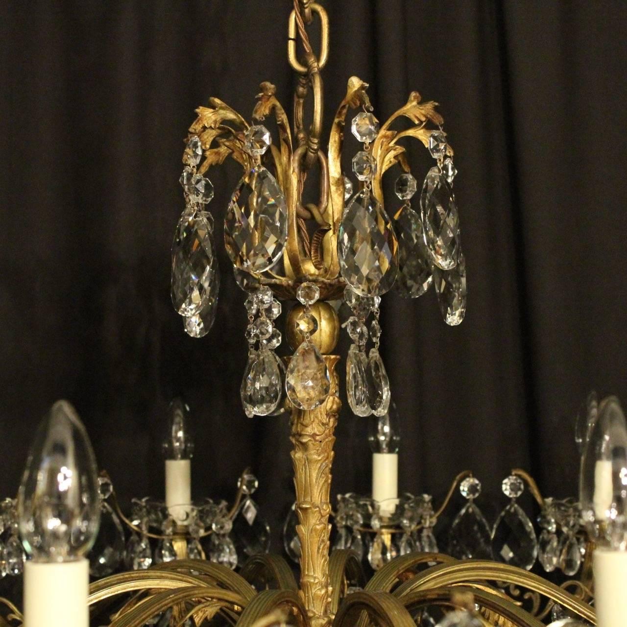 Italian Gilded Twelve-Light Antique Chandelier In Excellent Condition In Chester, GB