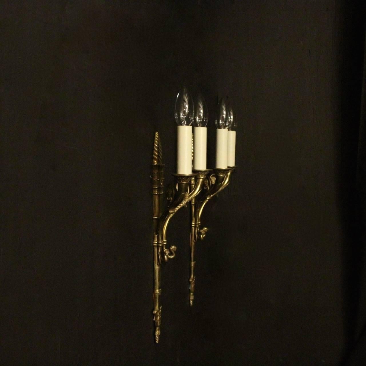 19th Century French Pair of Gilded Antique Wall Lights 5