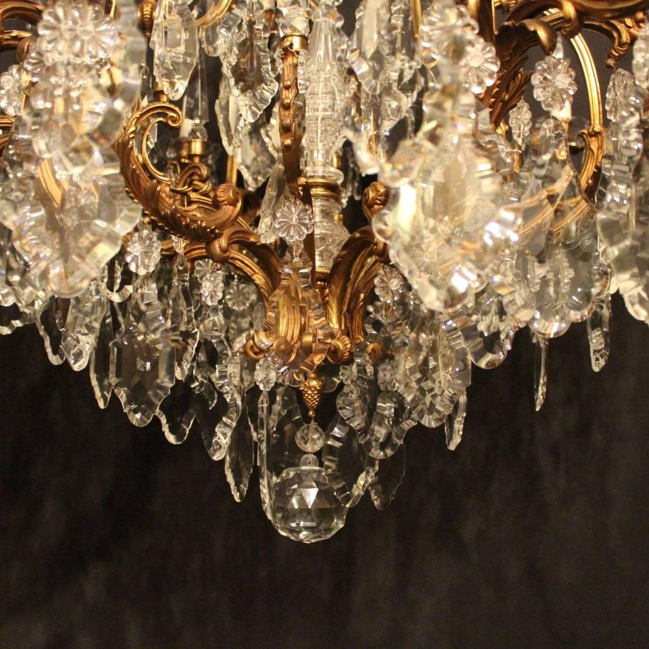 French Large Gilded Bronze and Crystal Twenty-Four-Light Antique Chandelier For Sale 2