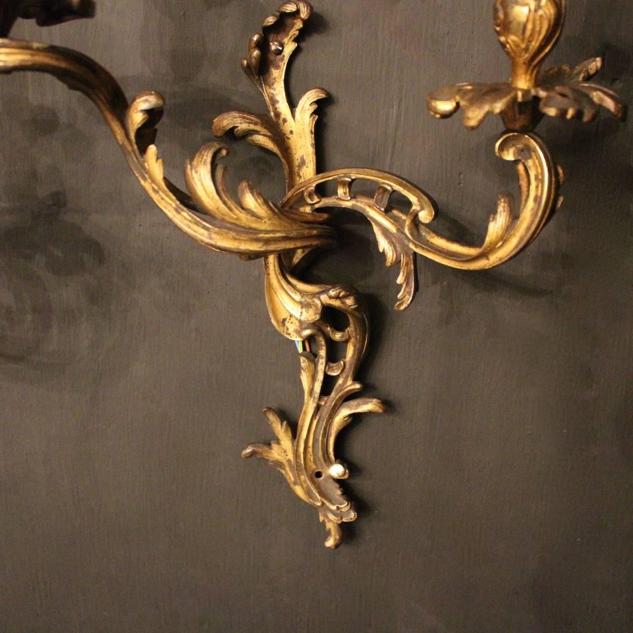 Bronze French 19th Century Pair of Gilded Antique Wall Sconces