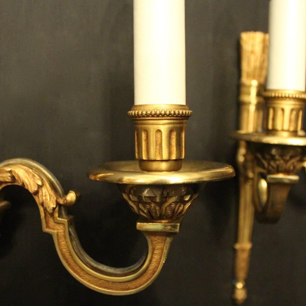 French Pair of Gilded Bronze Antique Wall Lights In Excellent Condition In Chester, GB