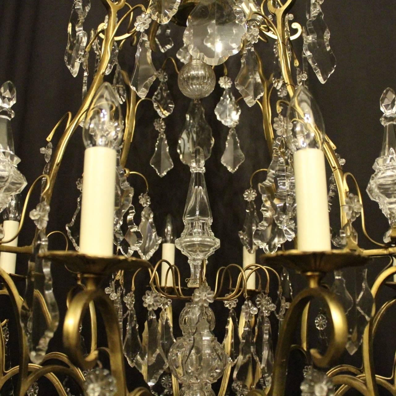 French 19th Century Gilded and Crystal Eight-Light Cage Antique Chandelier For Sale 4