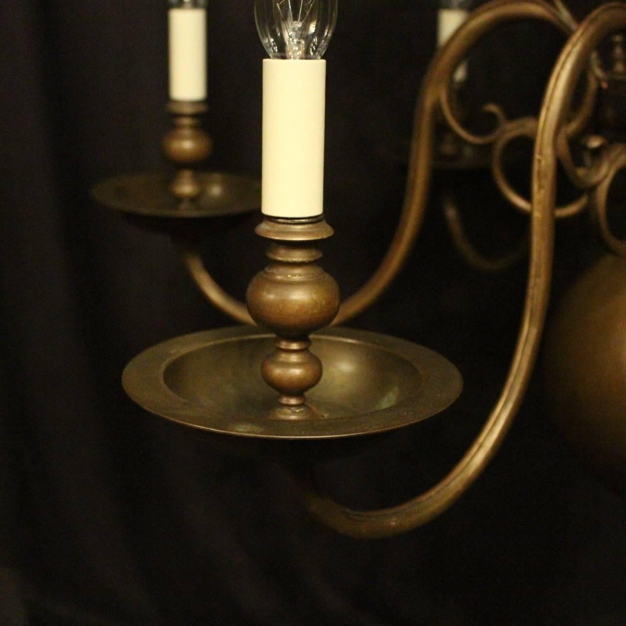 Flemish 19th Century Bronze Twelve-Light Candle Antique Chandelier In Good Condition In Chester, GB