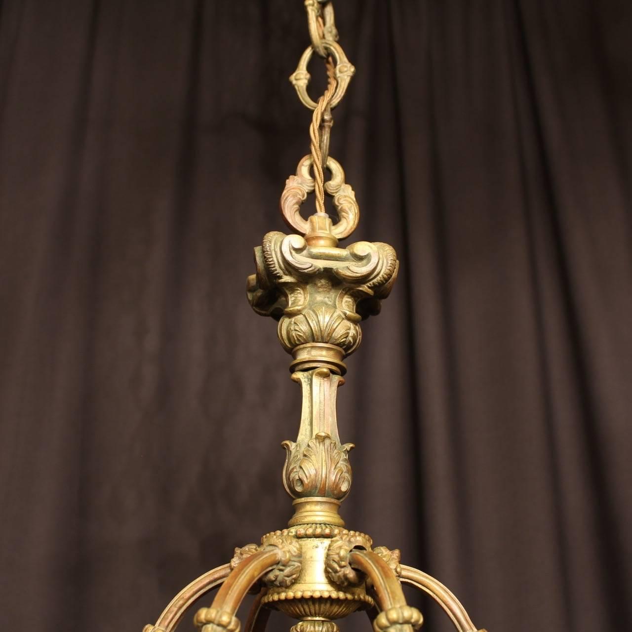 French Gilded Bronze Seven-Light Antique Chandelier For Sale 1