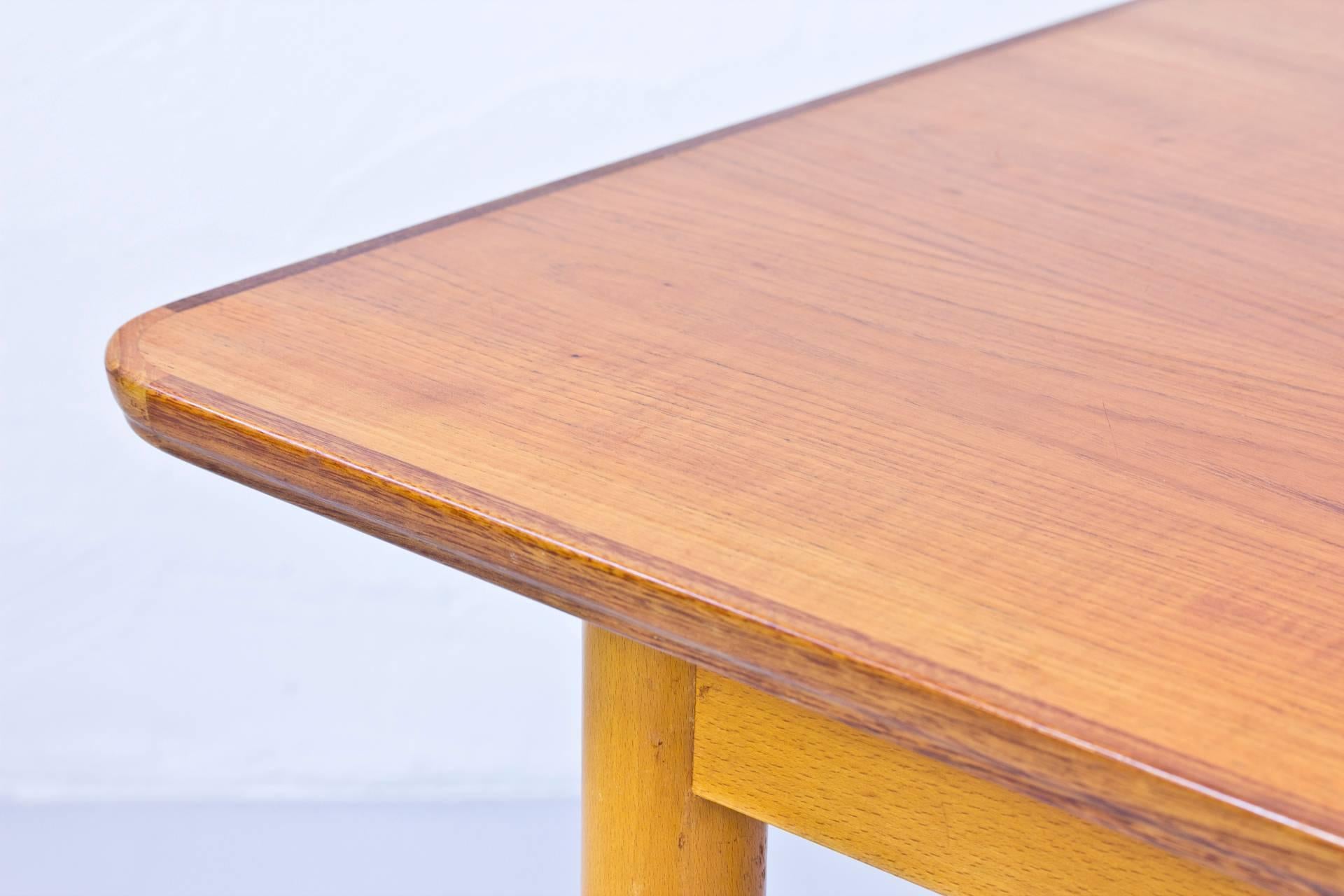 Beech Unique 1950s Dining Table by Ralph Alton