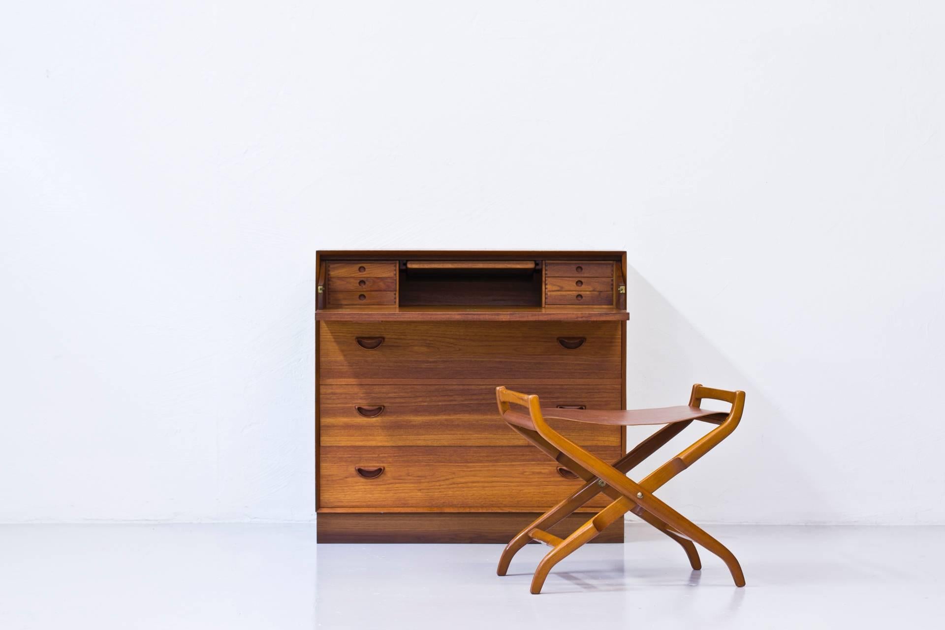 Scandinavian Modern Dresser with Built in Vanity by Hvidt & Molgaard