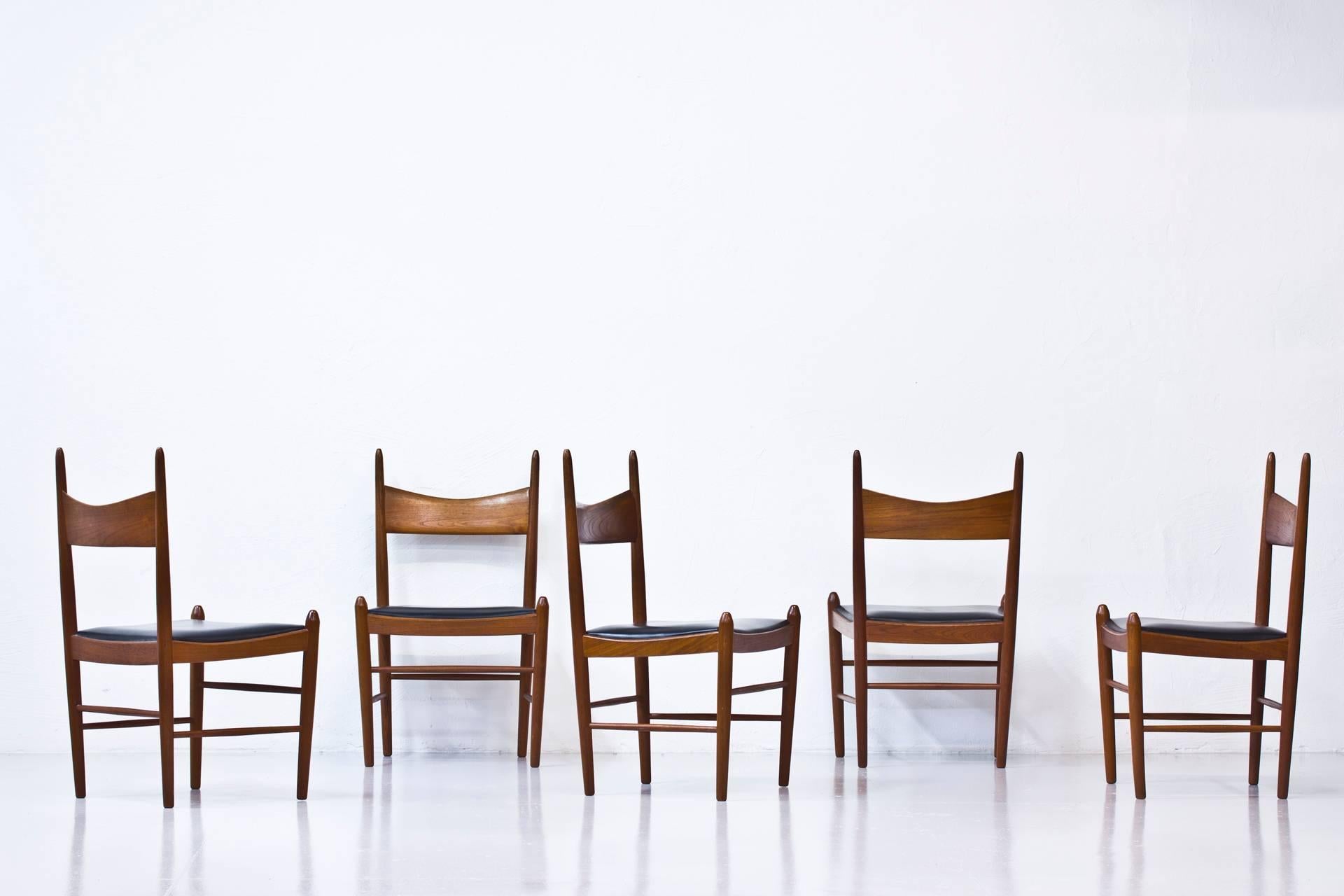 Scandinavian Modern Set of Ten 1950s Teak Dining Chairs by Illum Wikkelsø