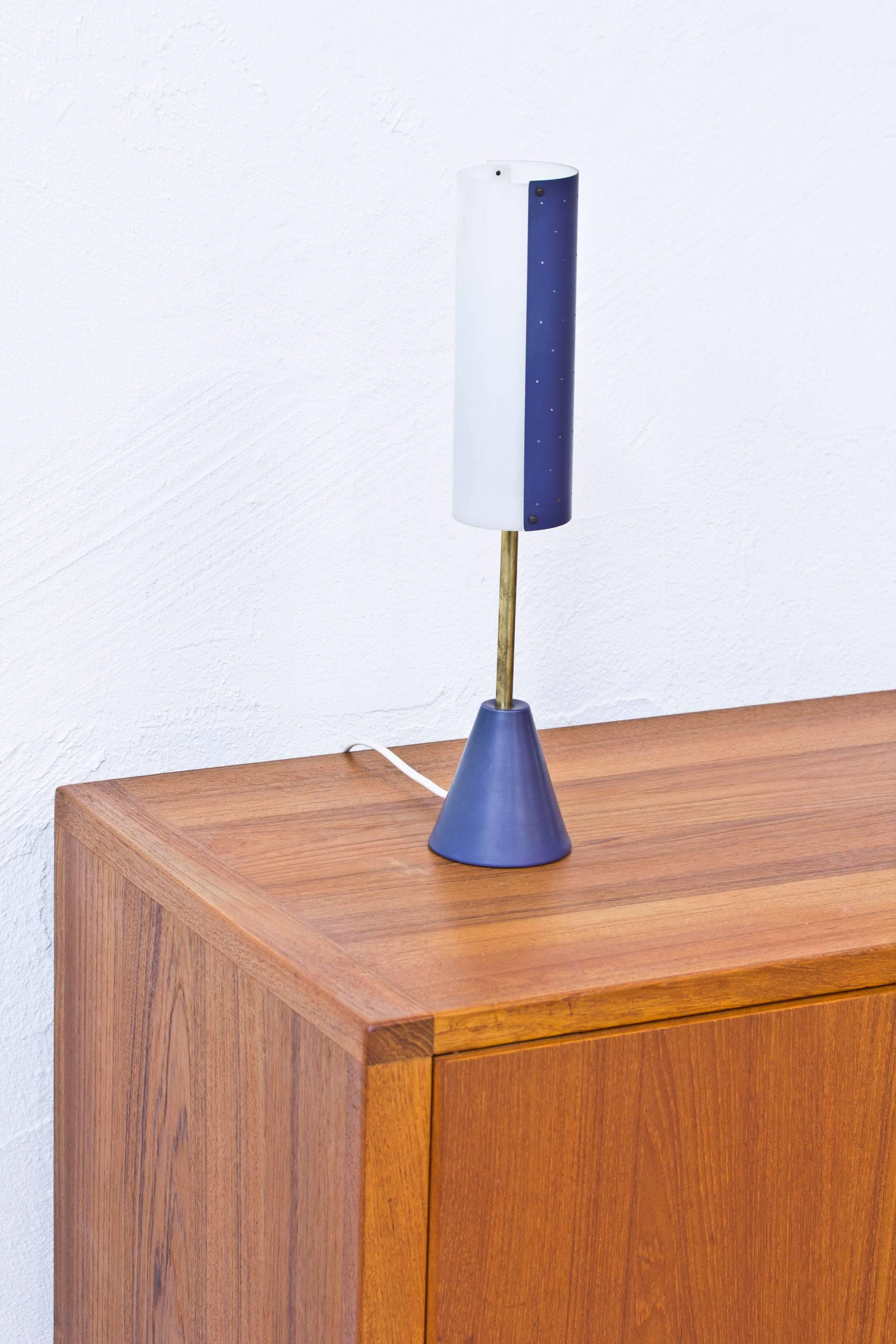 Scandinavian Modern 1950s Table Lamp by Svend Aage Holm Sorensen