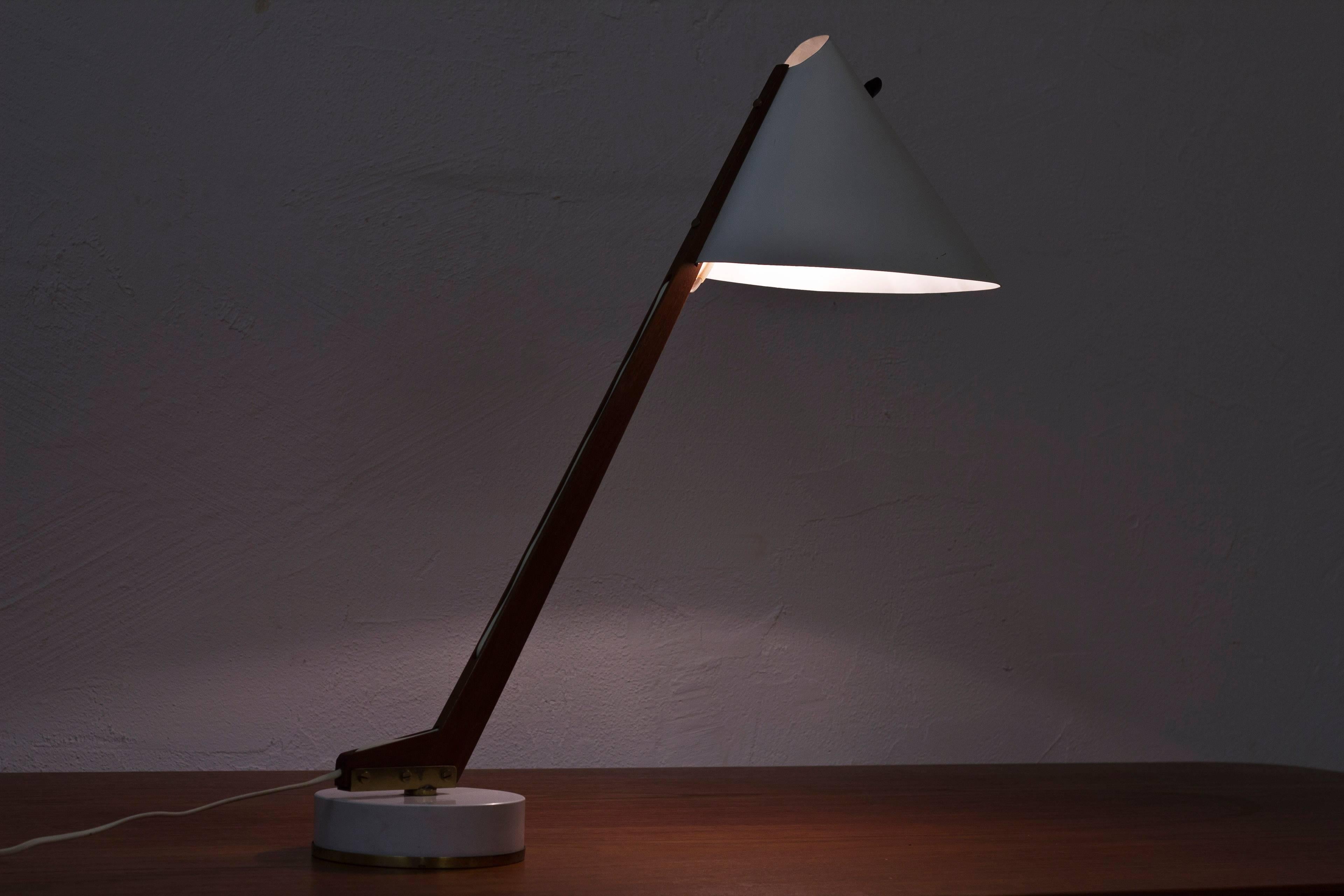 Metal Table Lamp model 
