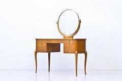 Coiffeuse suédoise des années 1930 par Nils Ofverman