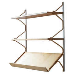 Étagère murale en bouleau et pin, signée Bruno Mathsson. Firma Karl Mathsson, Suède, 1967