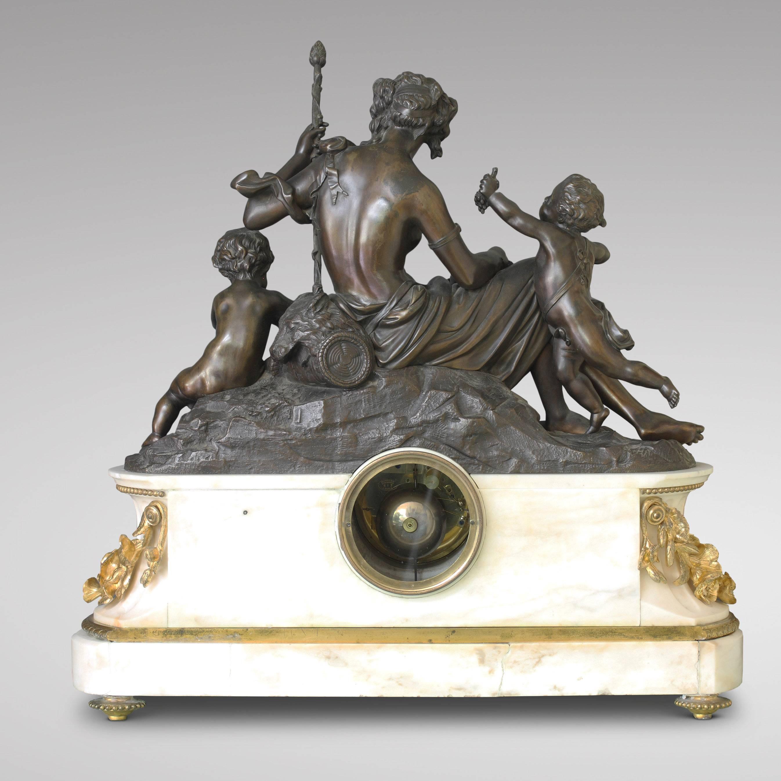 „Allegory of Autumn“, große französische Kaminuhr aus Bronze und Marmor im Angebot 3